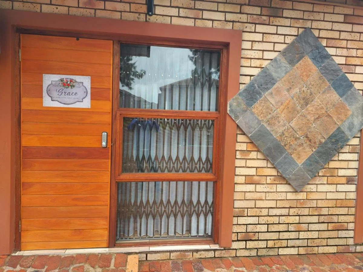 Twins Guest House Astoni