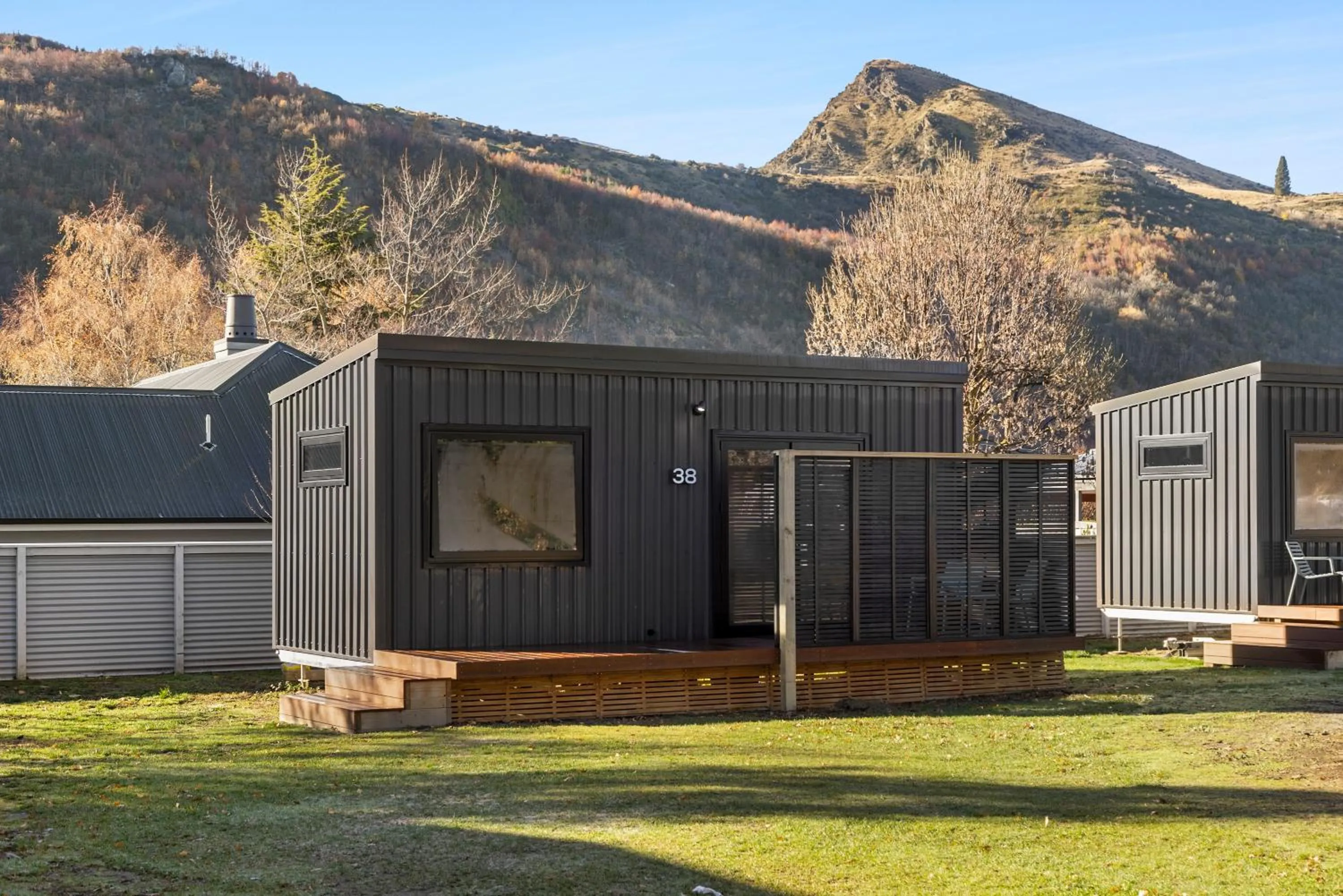 Tiny Cabin - No Ensuite in Hampshire Holiday Parks - Arrowtown