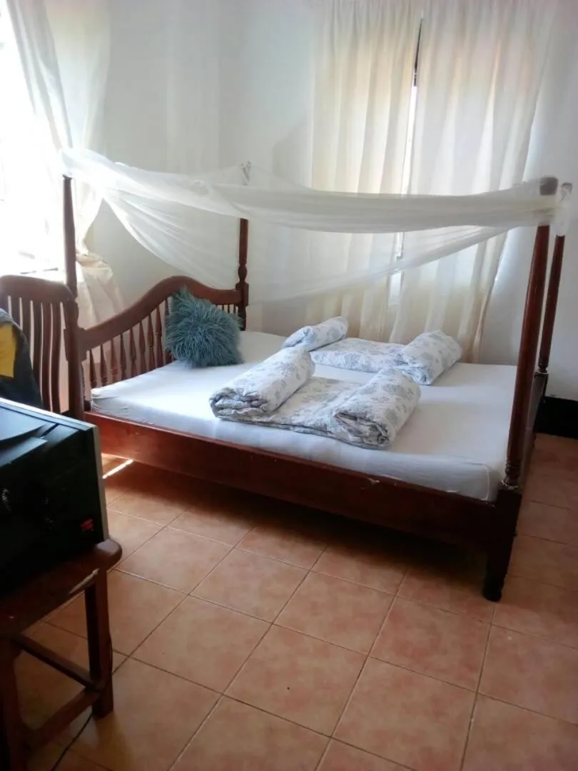 Bed in Rena Akasha Establishments