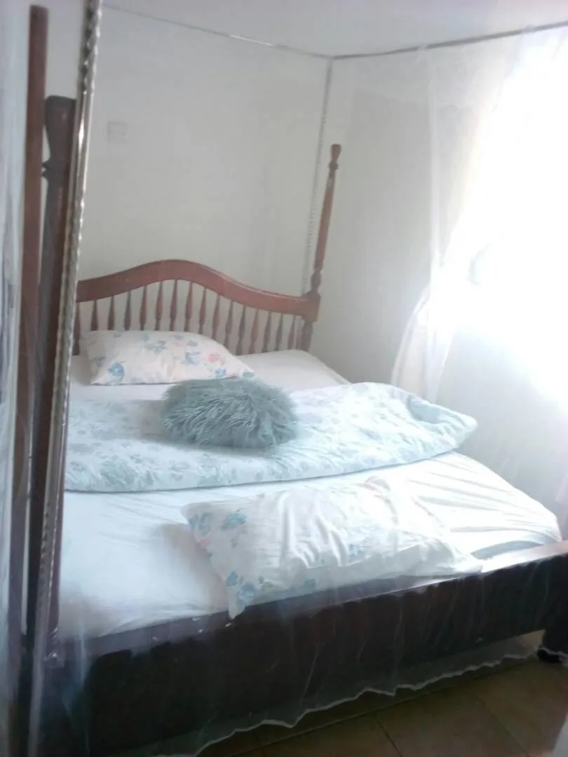 Bed in Rena Akasha Establishments