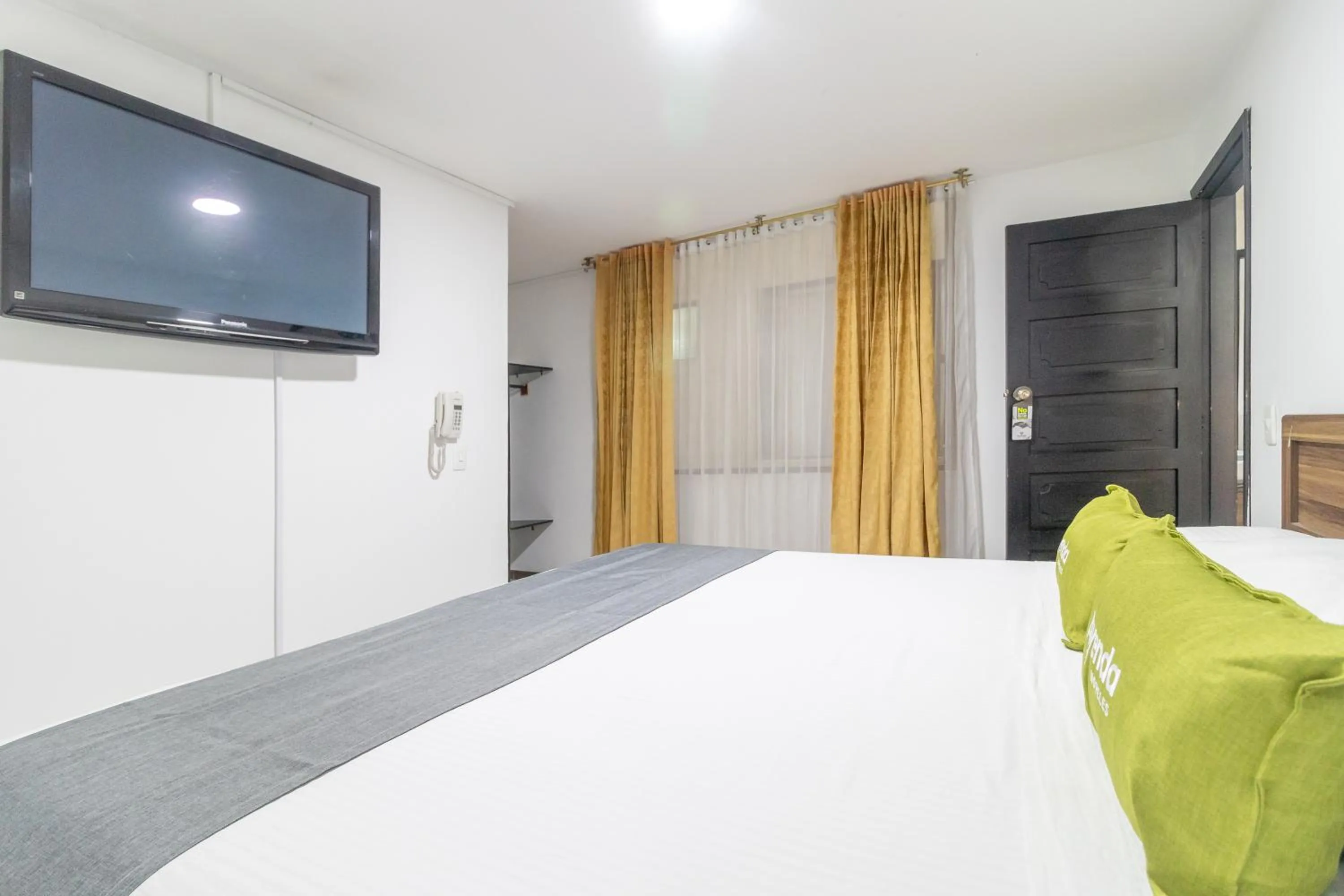 TV and multimedia, TV/Entertainment Center in Hotel Ayenda 1086 Torre 52