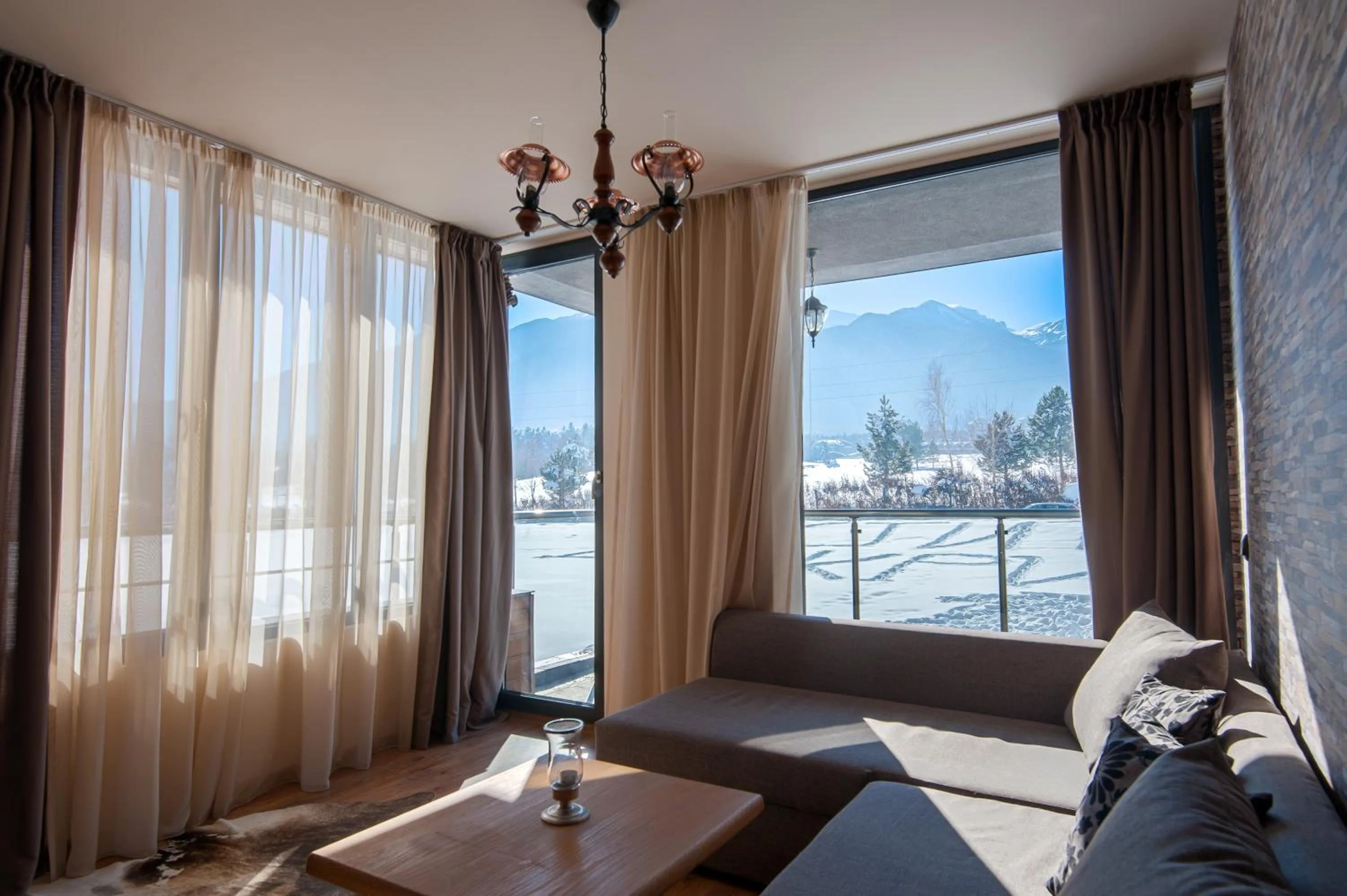 Day in Cornelia Deluxe Residence