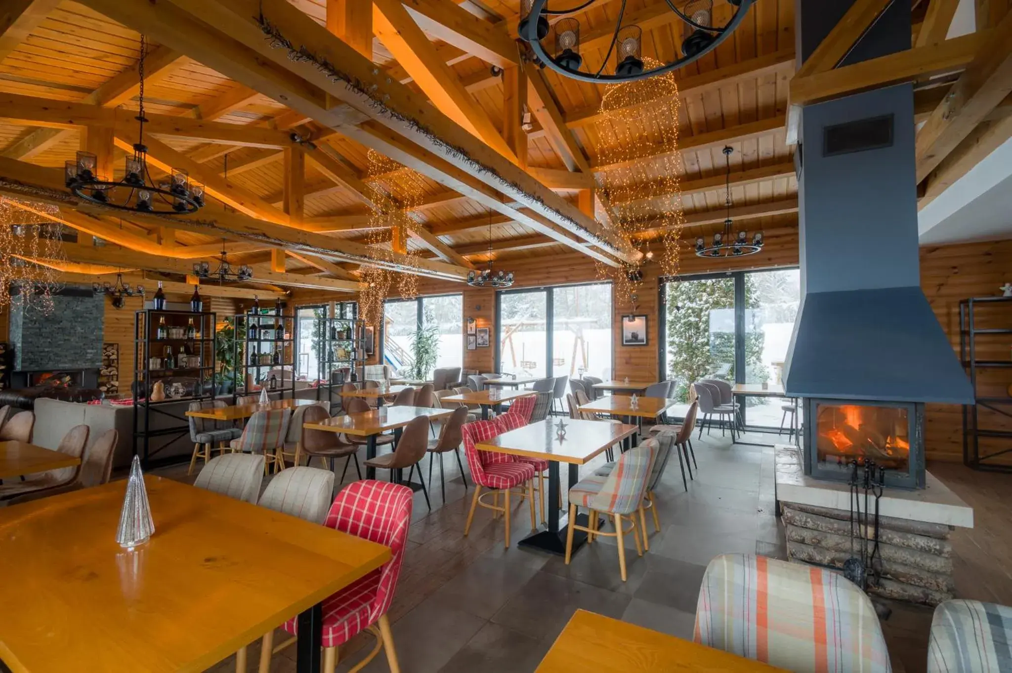 Restaurant/places to eat in Cornelia Deluxe Residence Restaurant/places to eat in Cornelia Deluxe Residence