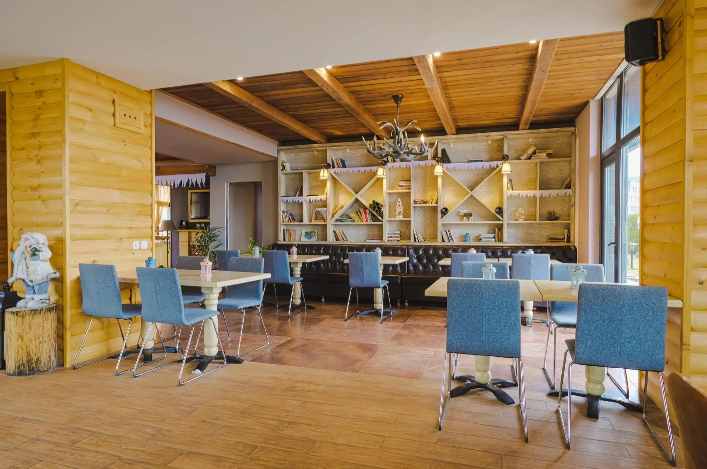 Restaurant/places to eat in Cornelia Deluxe Residence Restaurant/places to eat in Cornelia Deluxe Residence