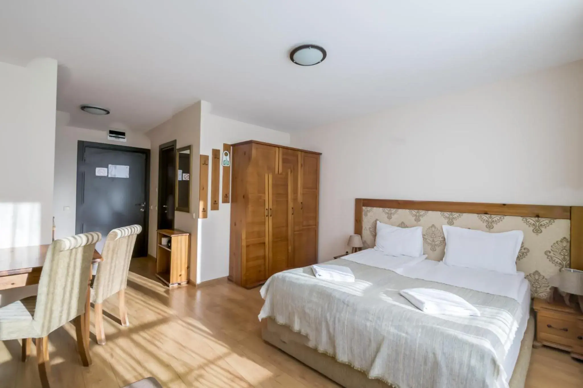 Bed in Cornelia Deluxe Residence Bed in Cornelia Deluxe Residence