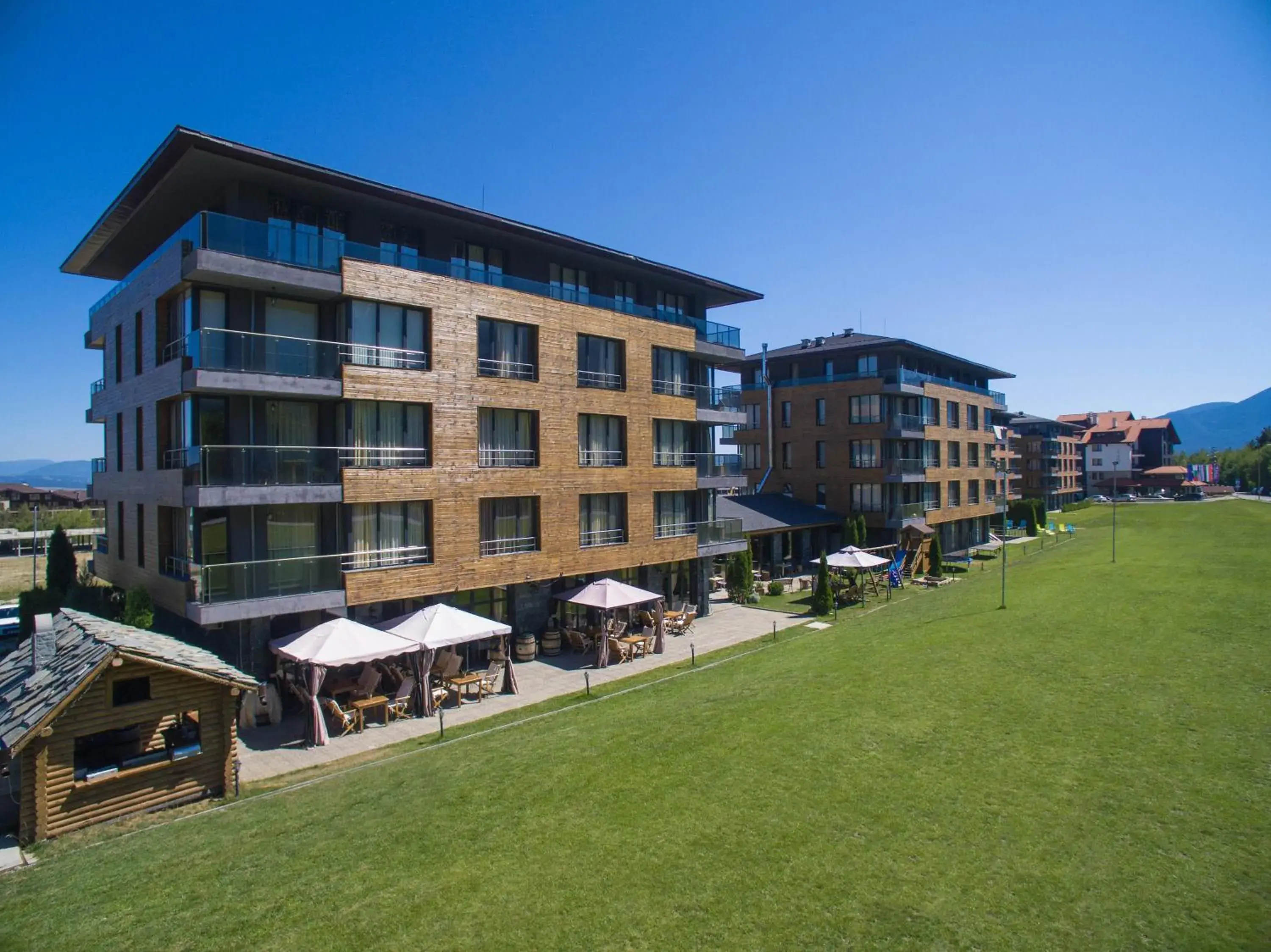 Property building in Cornelia Deluxe Residence Property building in Cornelia Deluxe Residence