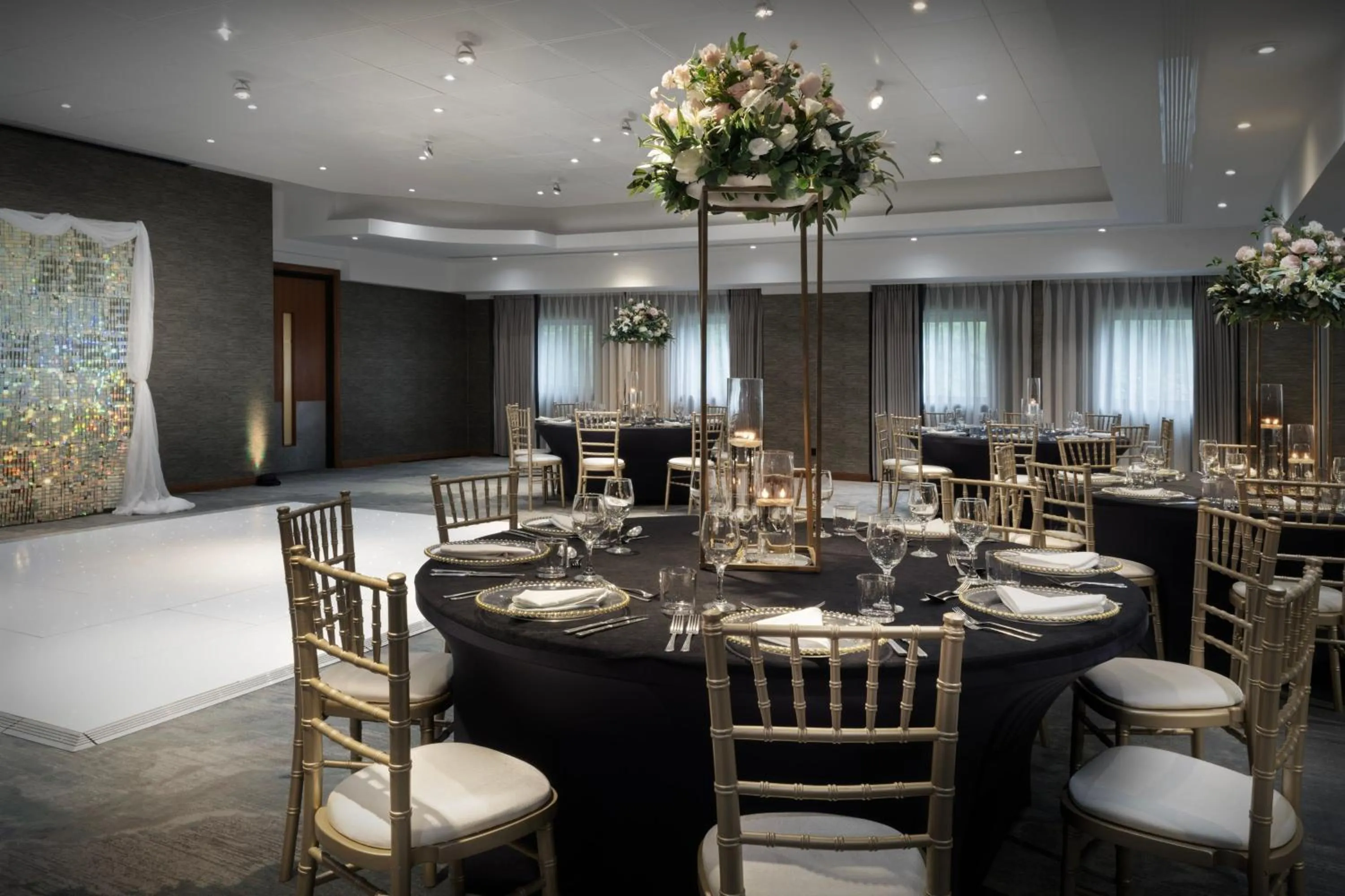 Meeting/conference room in Delta Hotels by Marriott Manchester Airport