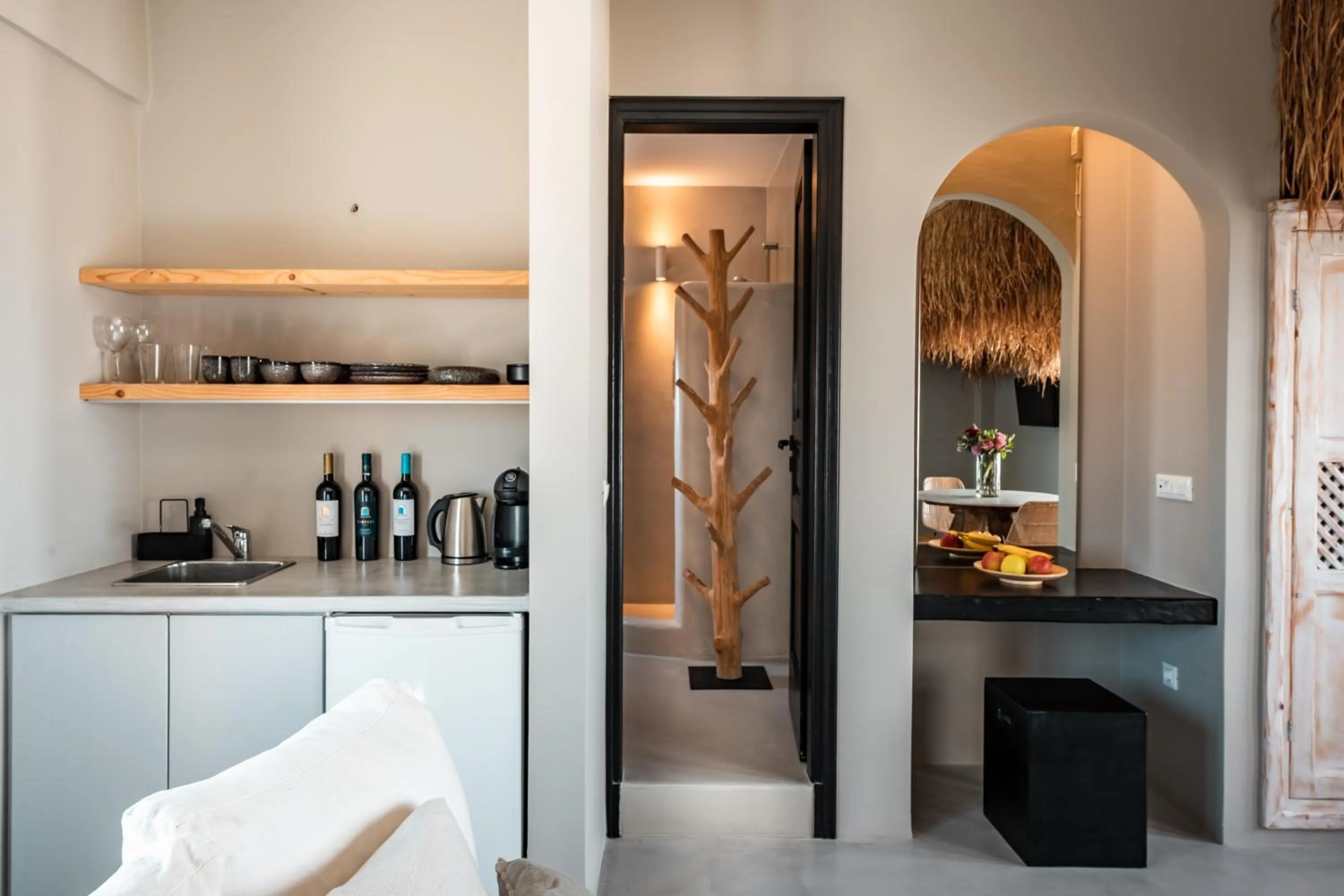 Coffee/tea facilities in IfestAu.4 Suites