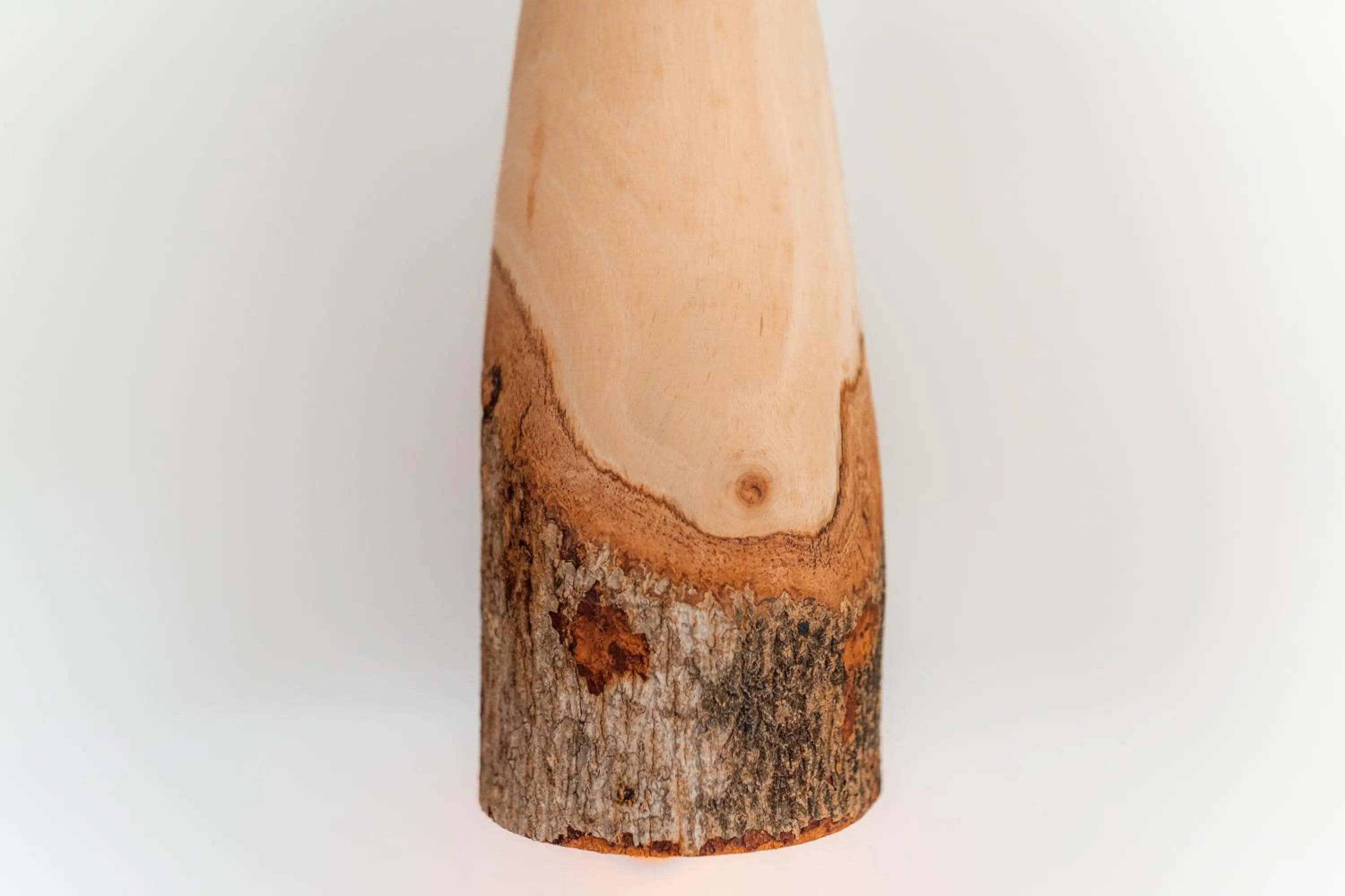 Decorative detail in IfestAu.4 Suites