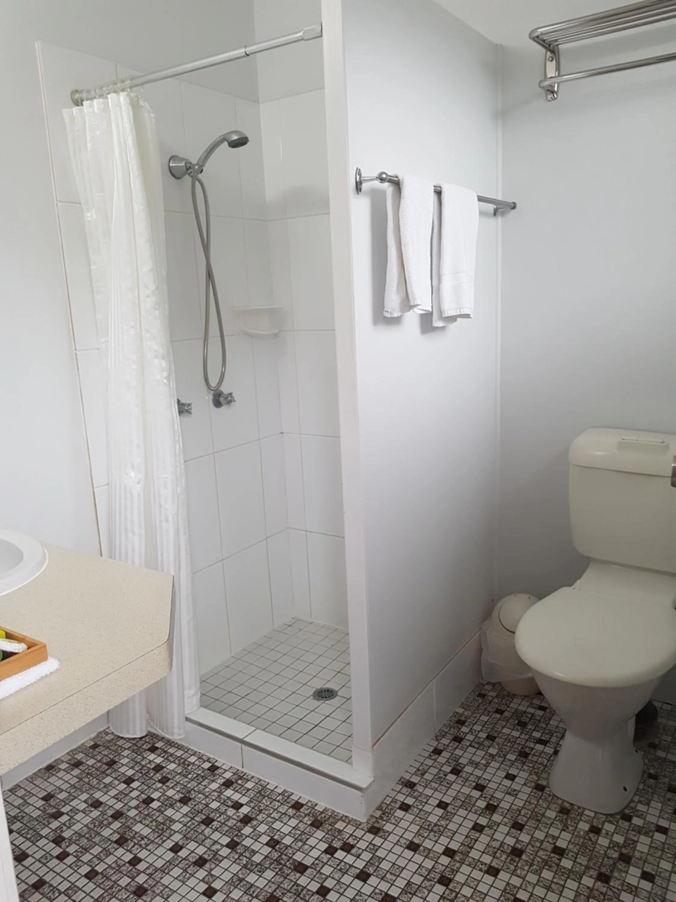 Shower in Sunseeker Motel