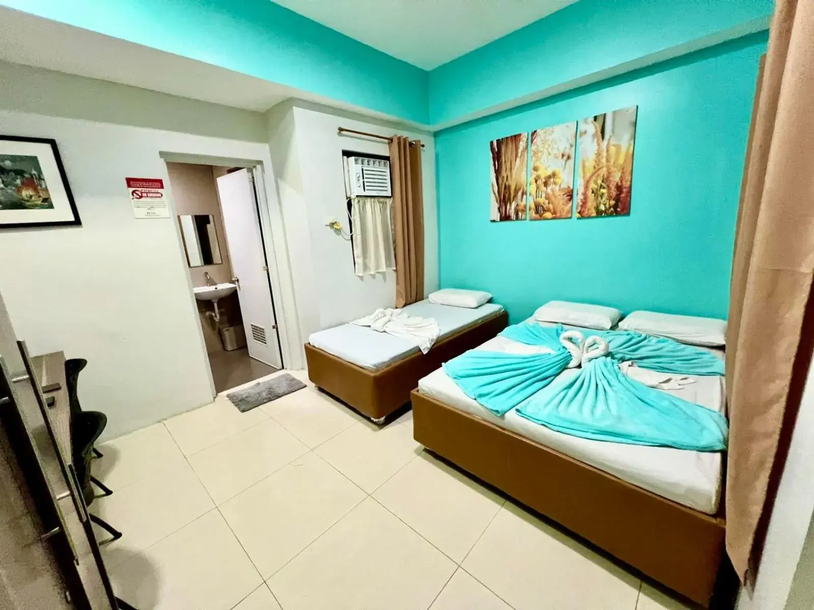 Bed in RF Suites Bed in RF Suites