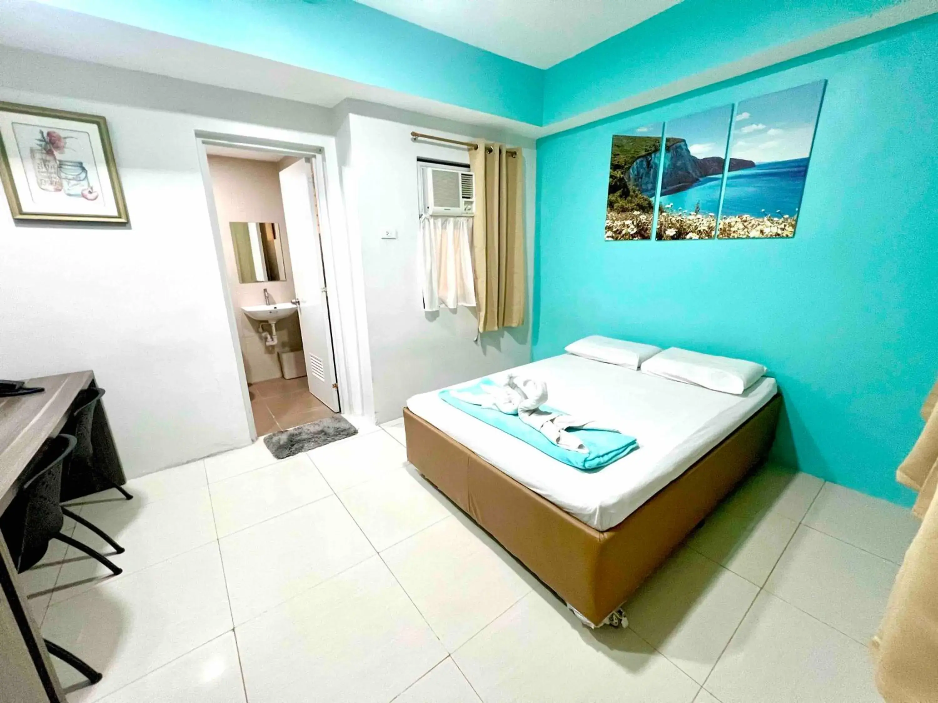 Bed in RF Suites Bed in RF Suites