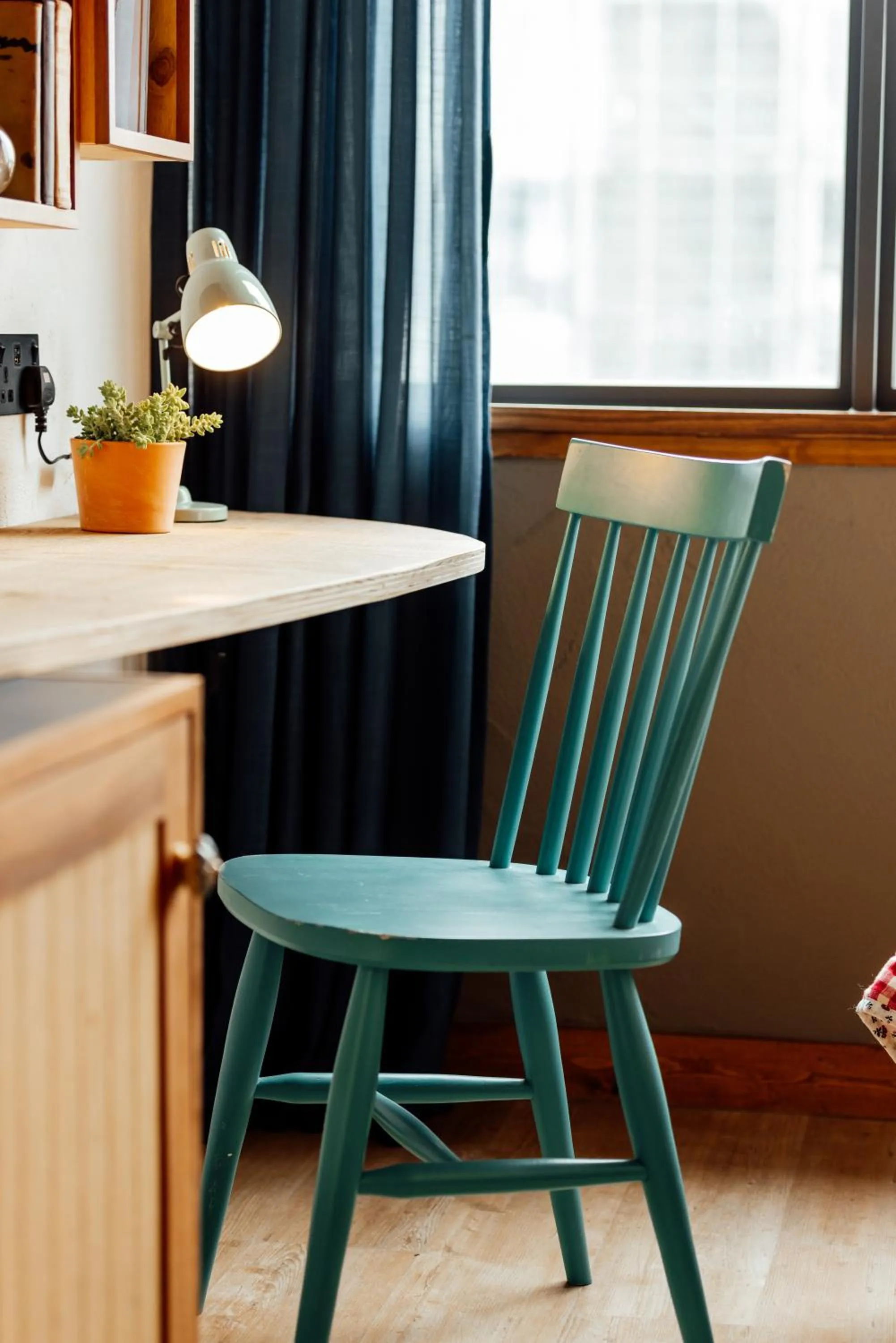 hair dresser in Treehouse Hotel Manchester