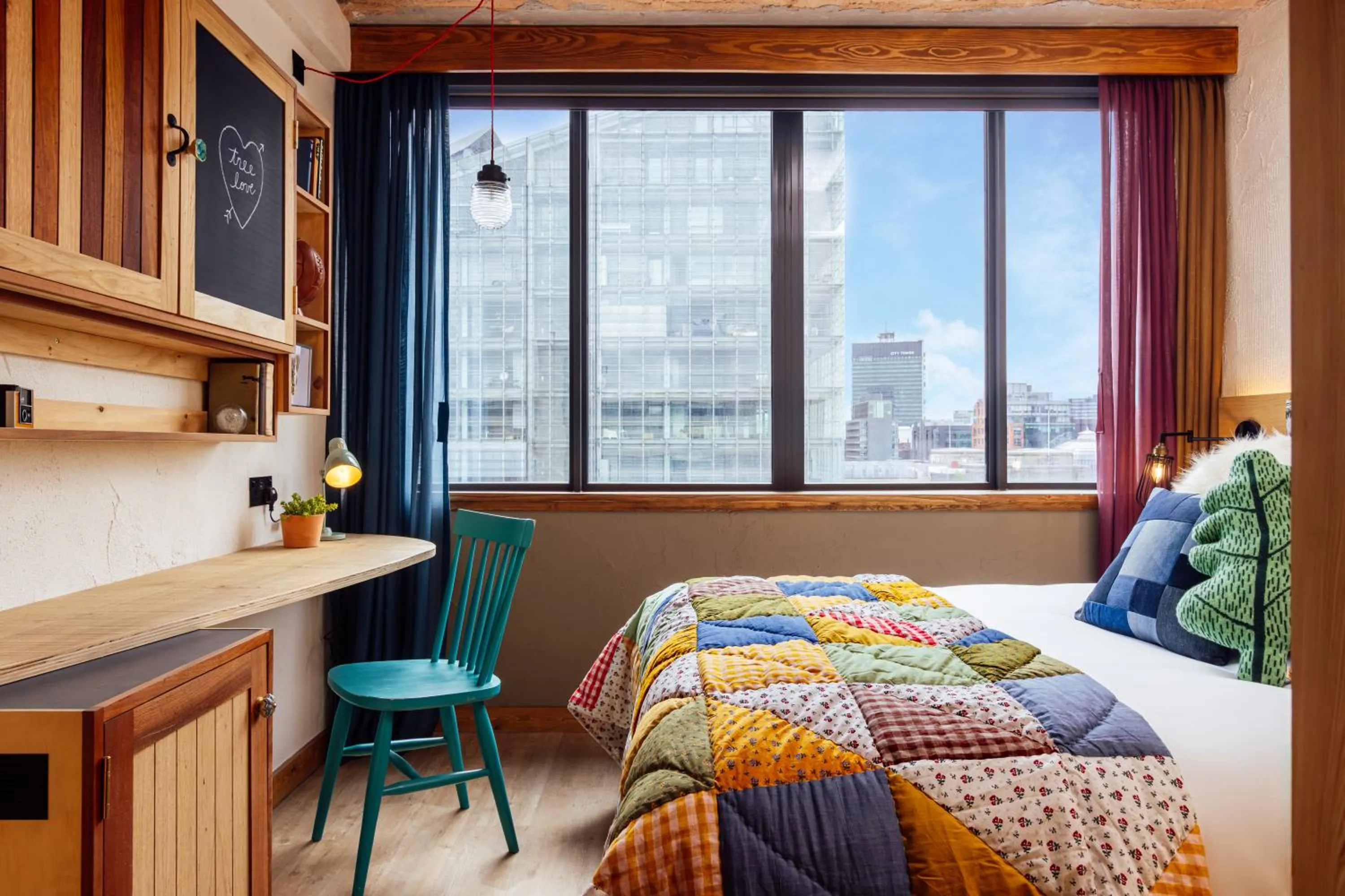 Bedroom, Bed in Treehouse Hotel Manchester