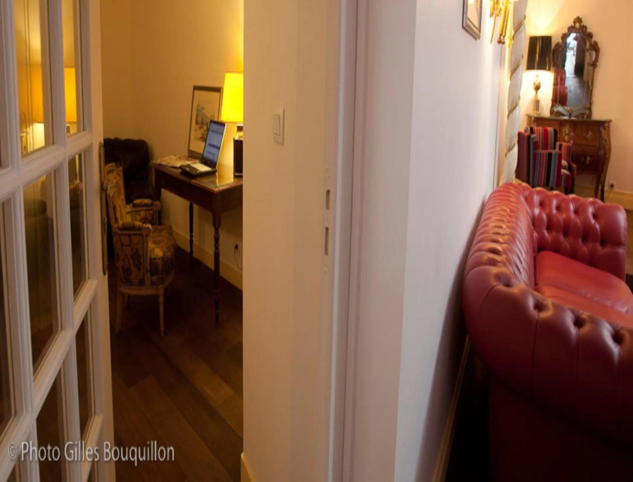 Decorative detail, Bed in Hostel20 Toulouse Wilson