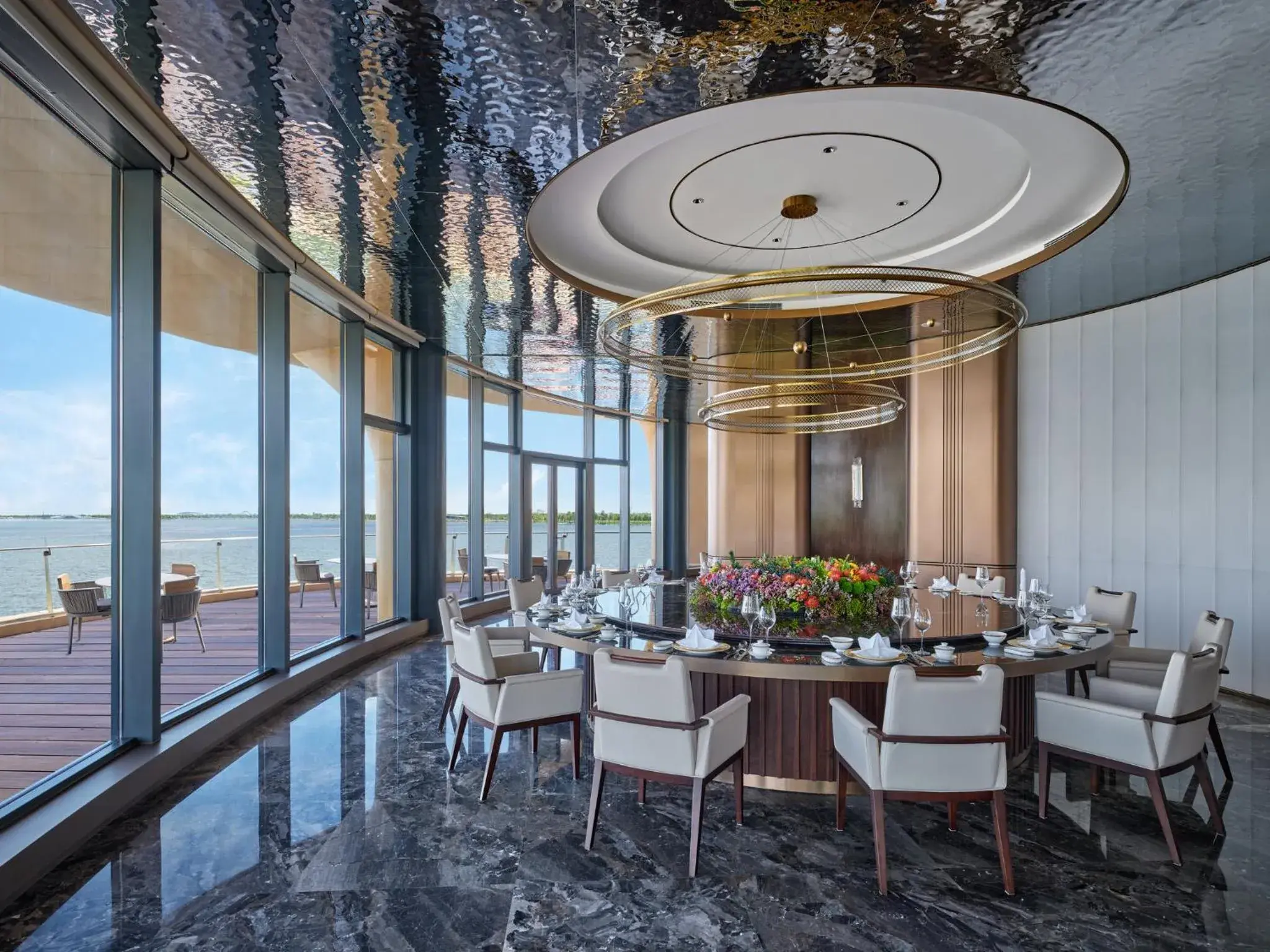 Restaurant/places to eat in InterContinental Shanghai Harbour City by IHG Restaurant/places to eat in InterContinental Shanghai Harbour City by IHG
