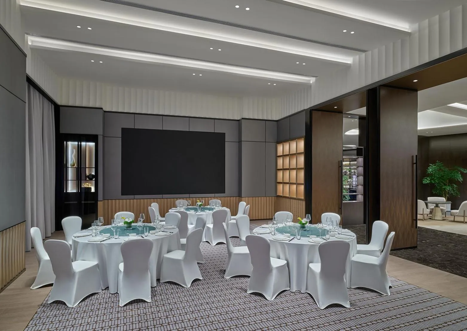 Banquet/Function facilities in InterContinental Shanghai Harbour City by IHG