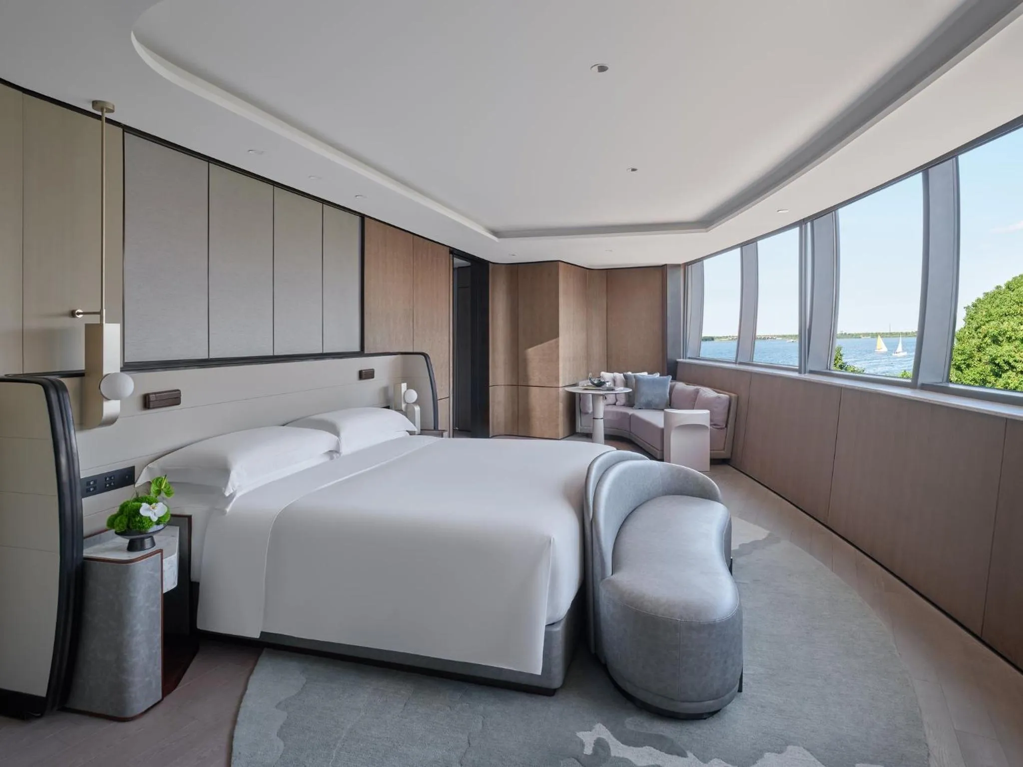 Photo of the whole room, Bed in InterContinental Shanghai Harbour City by IHG