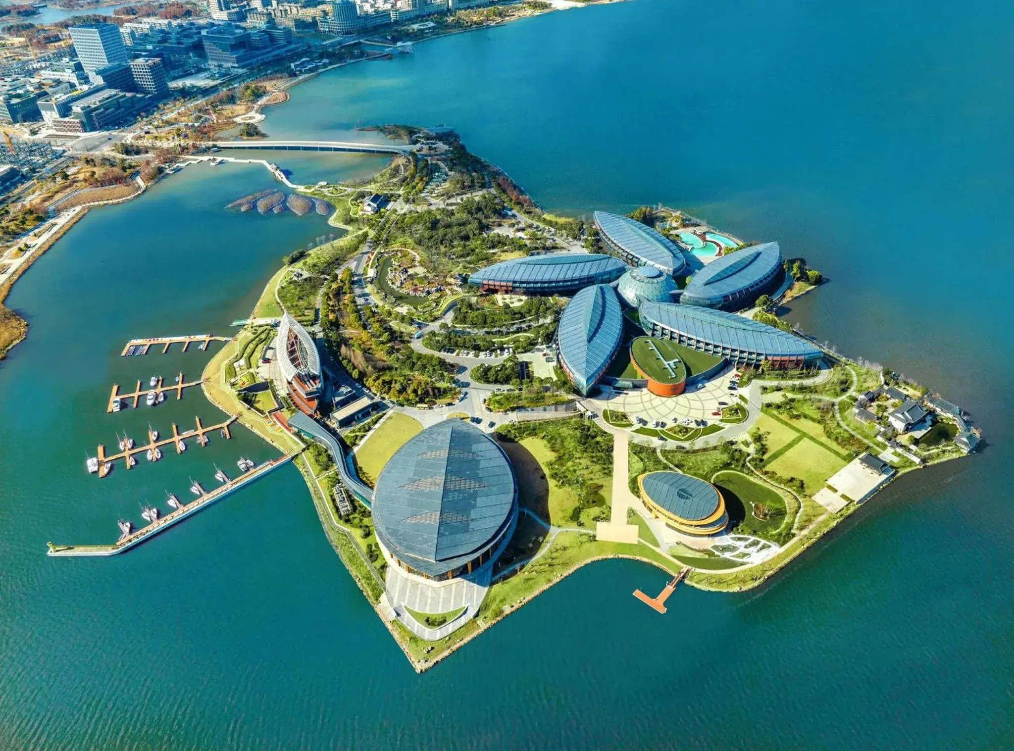 Property building in InterContinental Shanghai Harbour City by IHG Property building in InterContinental Shanghai Harbour City by IHG
