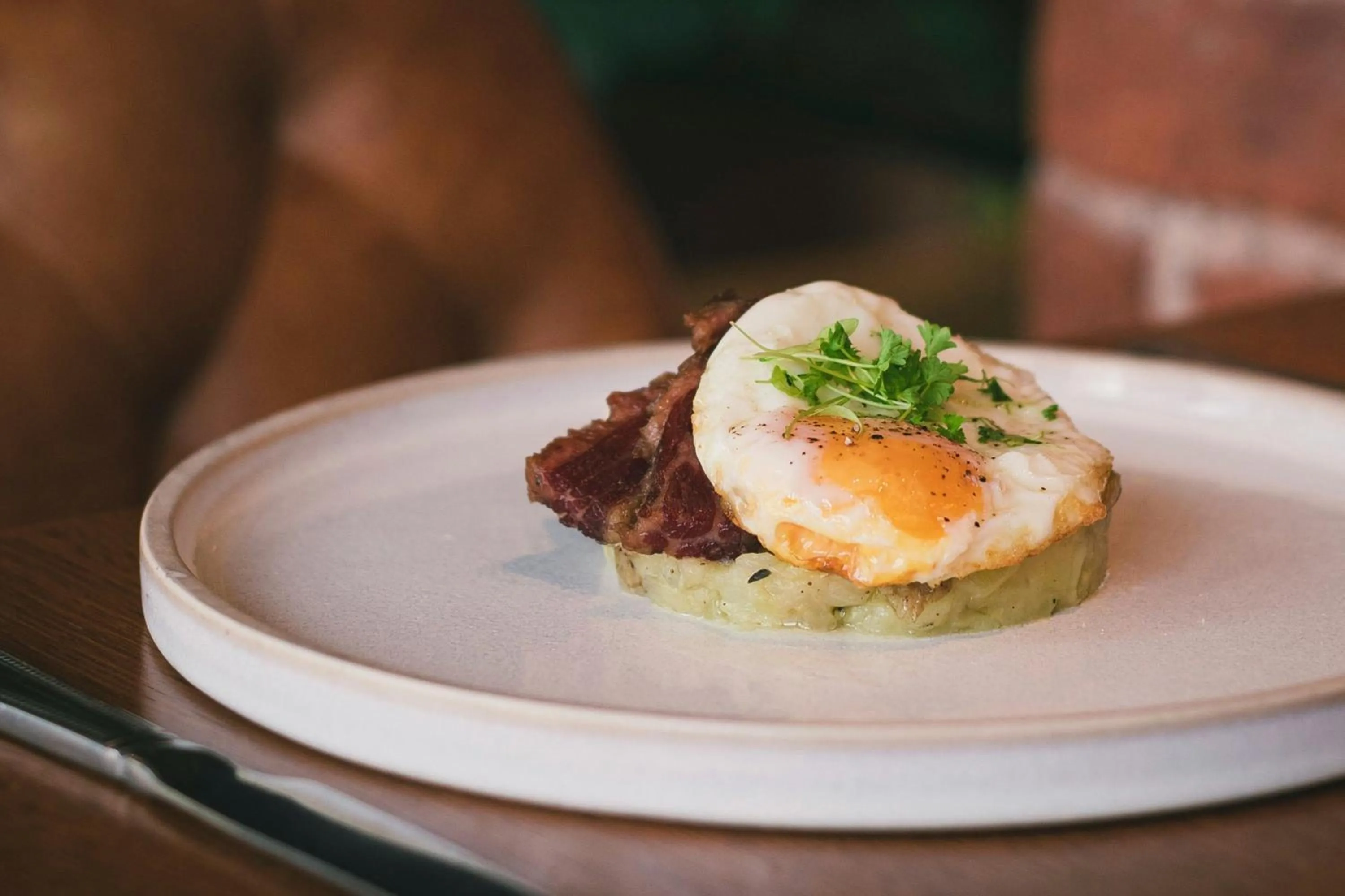 Restaurant/places to eat in Manchester Marriott Victoria & Albert Hotel