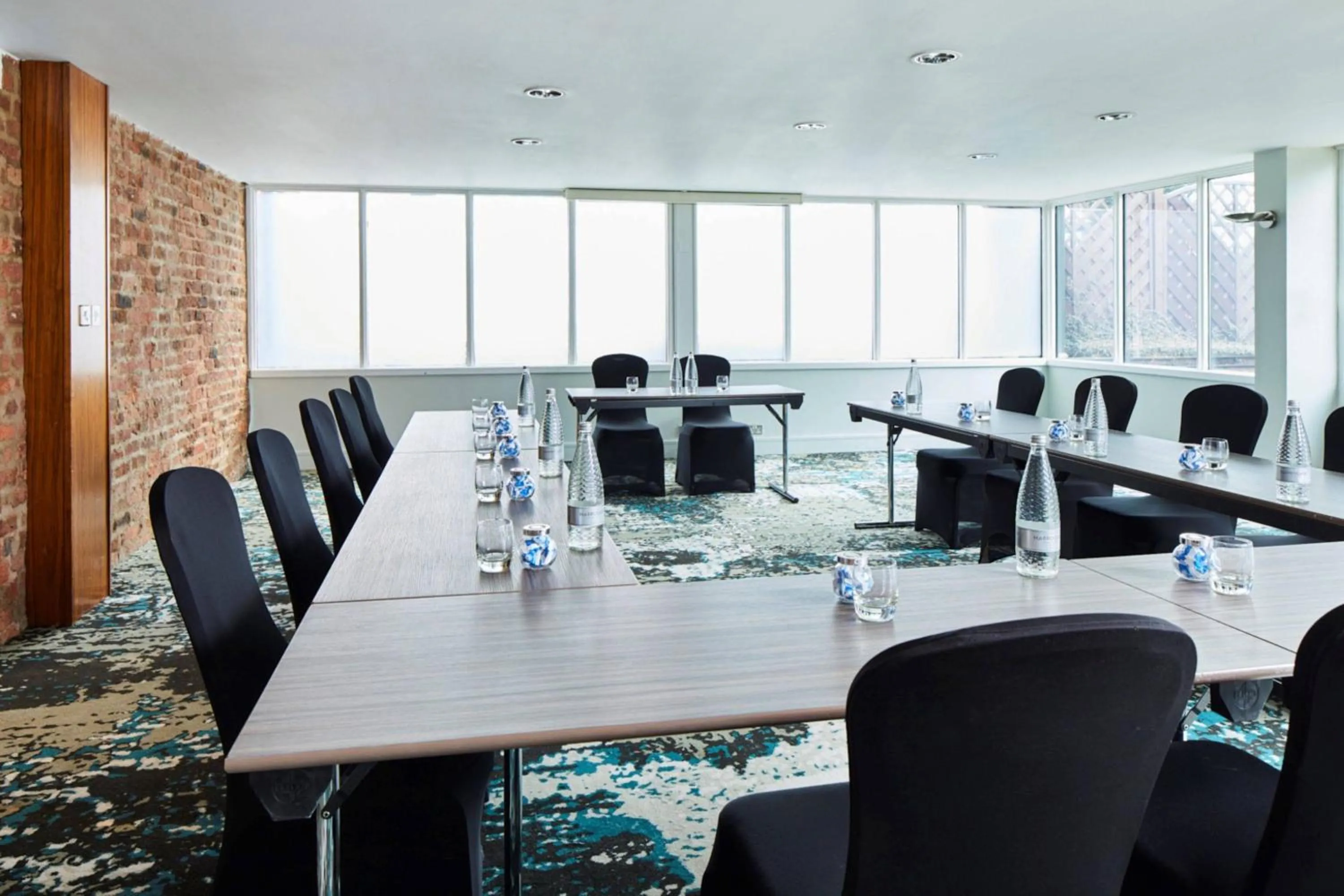 Meeting/conference room in Manchester Marriott Victoria & Albert Hotel