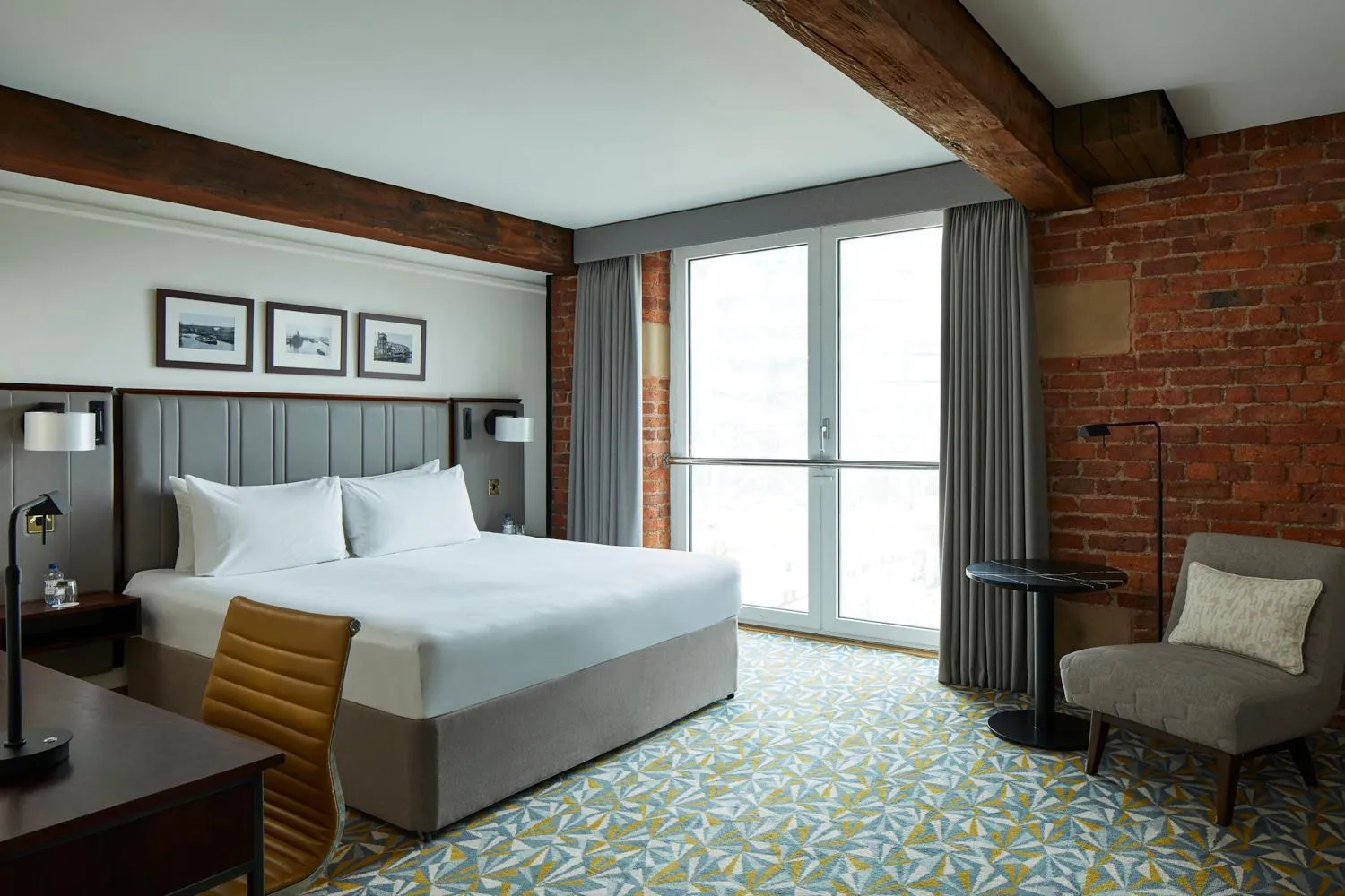 Bed in Manchester Marriott Victoria & Albert Hotel