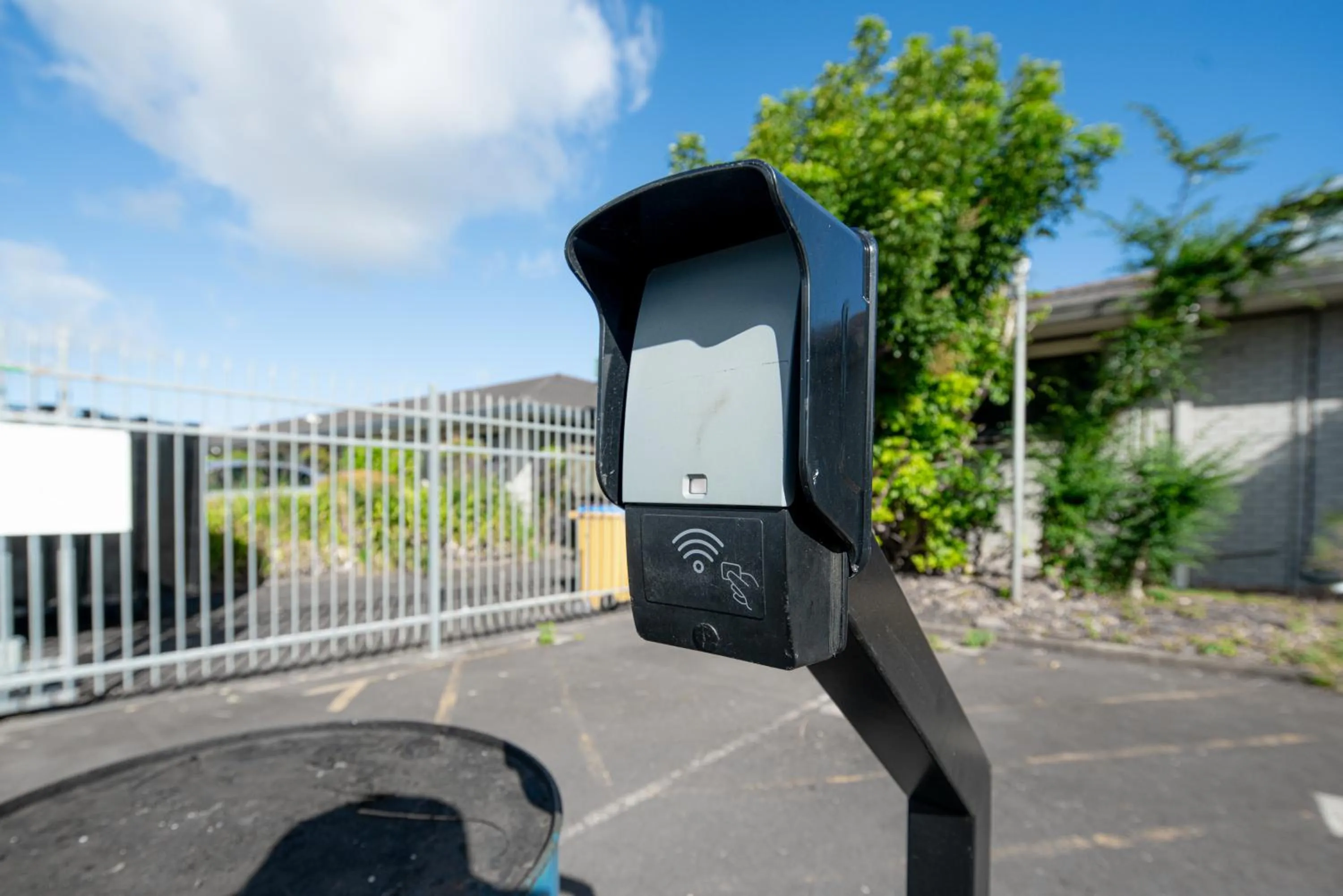 Parking in Auckland Airport Easy Hotel