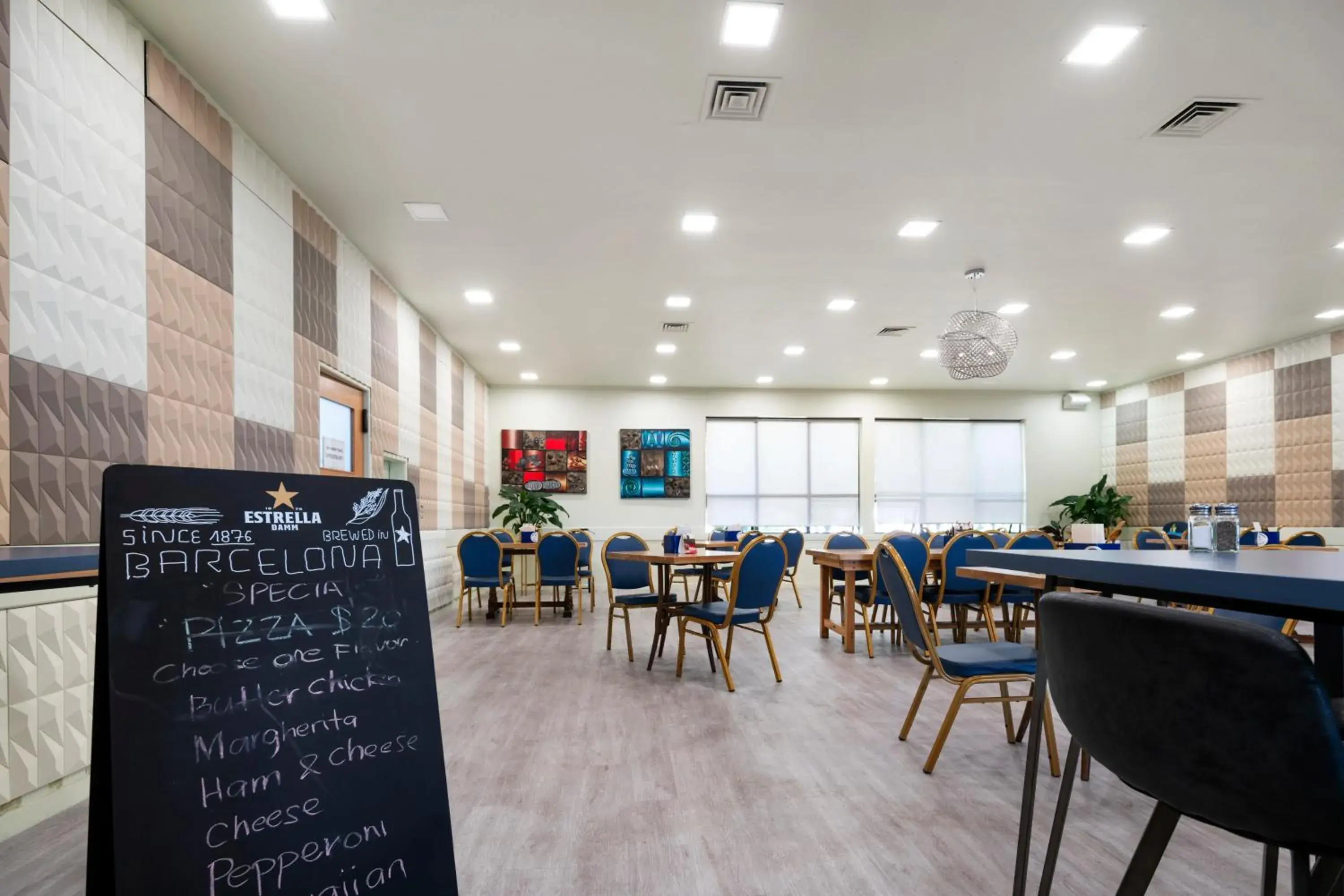 Restaurant/places to eat in Auckland Airport Easy Hotel Restaurant/places to eat in Auckland Airport Easy Hotel