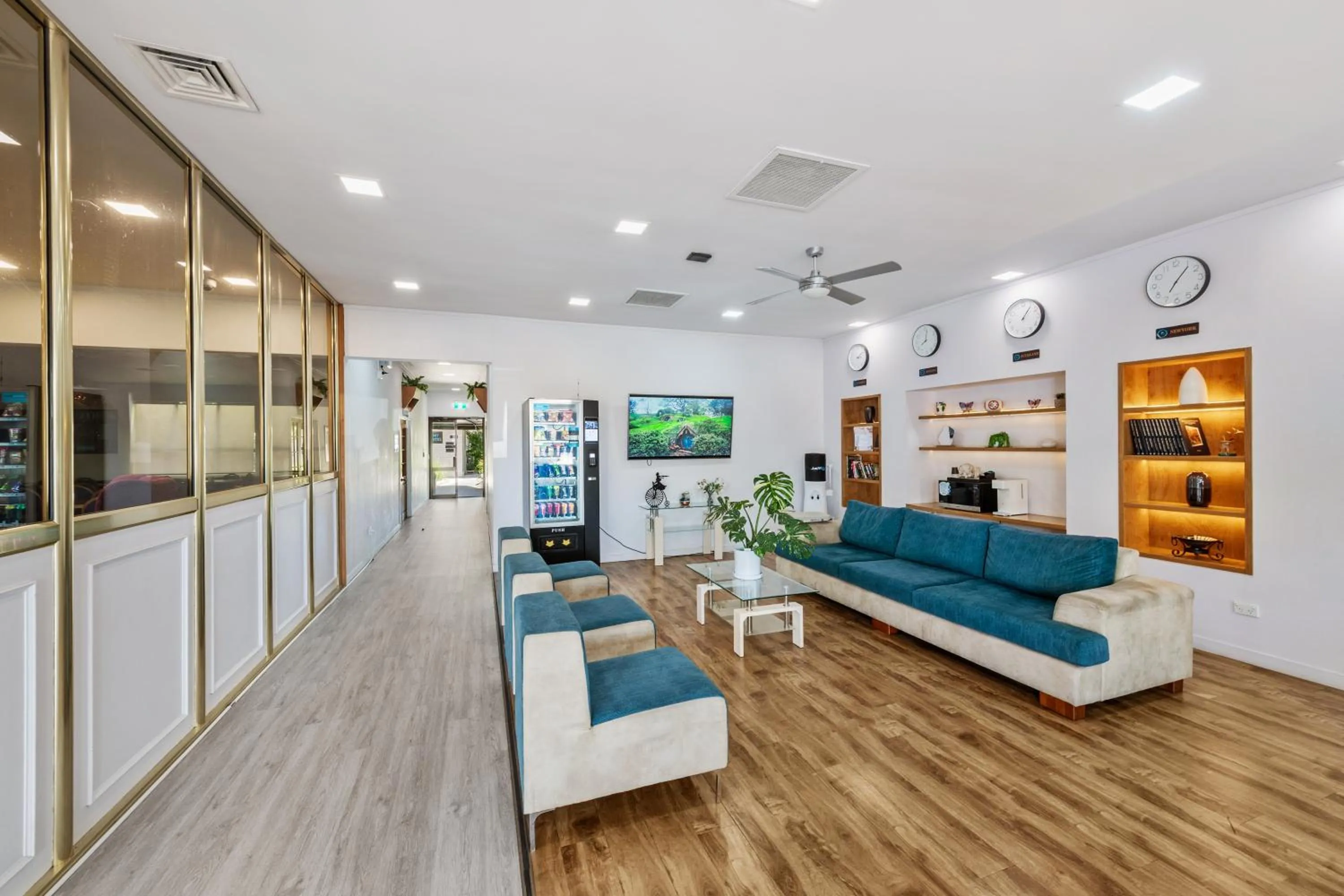 Lobby or reception in Auckland Airport Easy Hotel