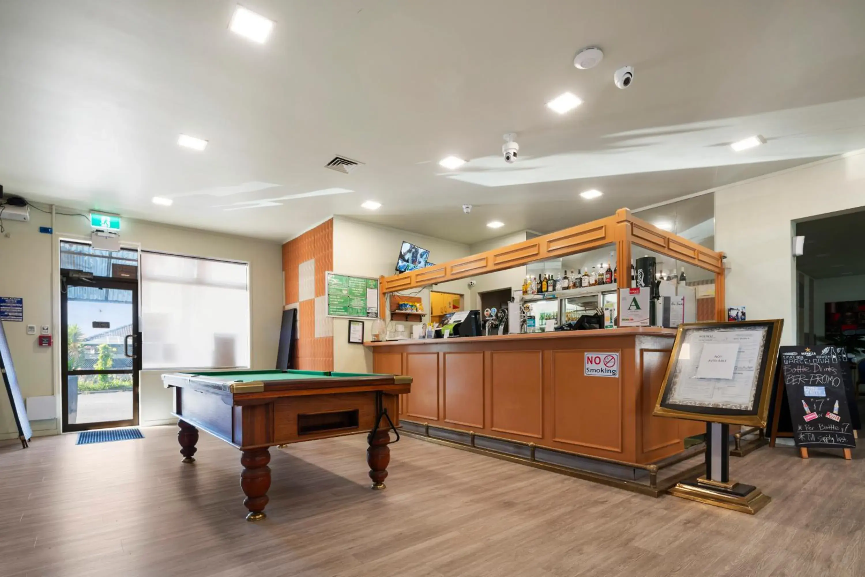 Restaurant/places to eat in Auckland Airport Easy Hotel Restaurant/places to eat in Auckland Airport Easy Hotel