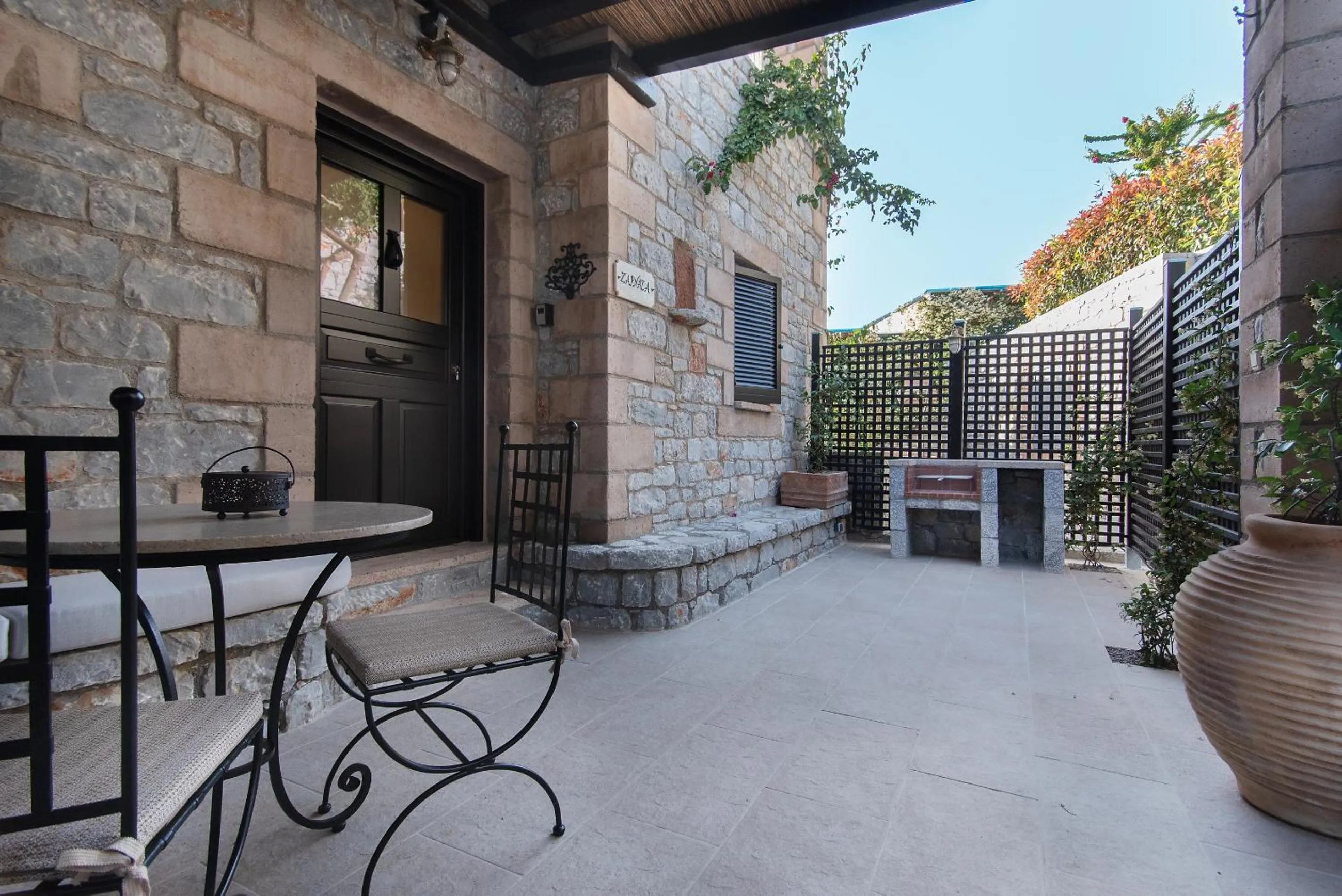 Facade/entrance in Polismata - Private Residences