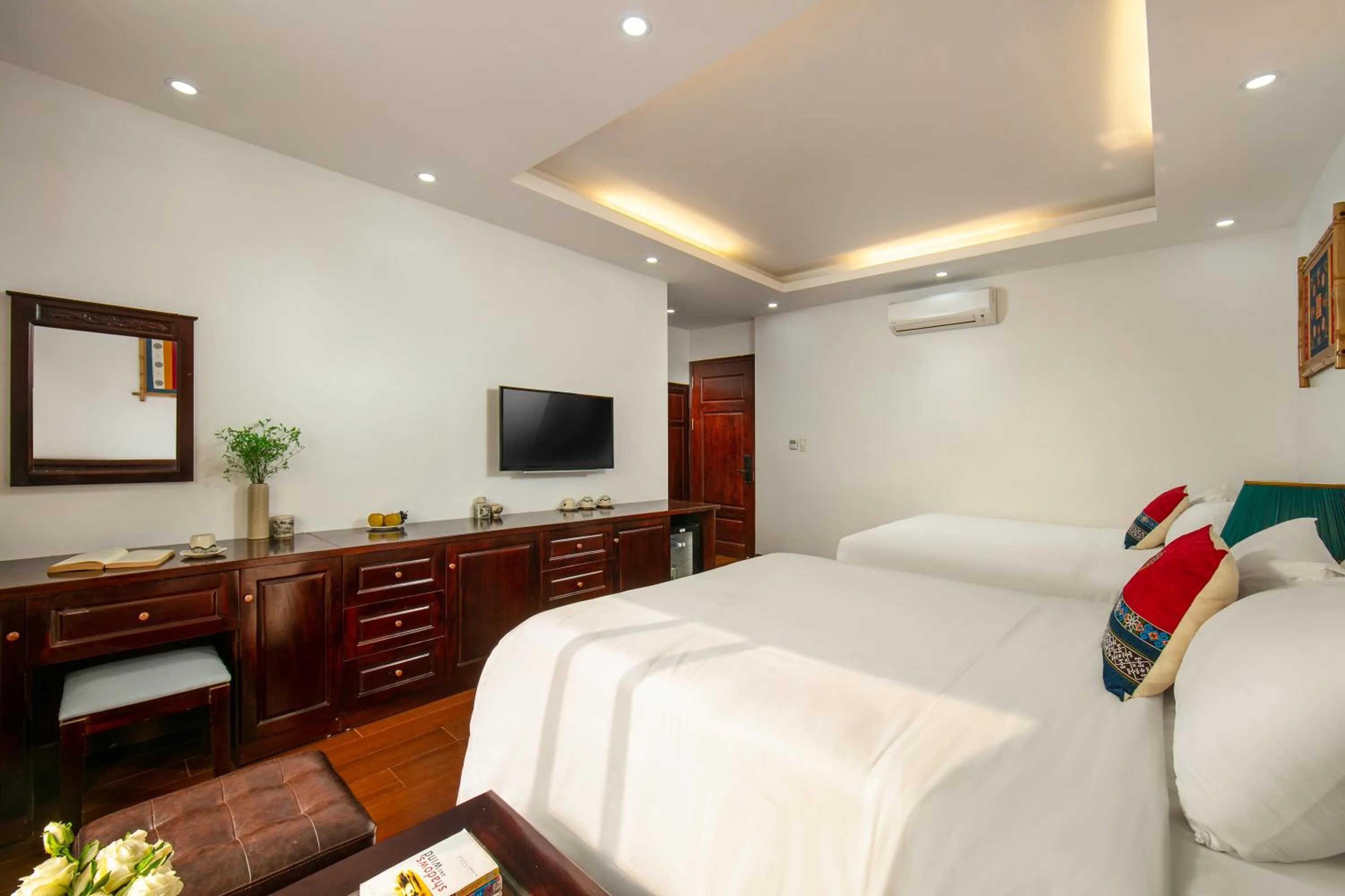 Bed in Sapa Mountain Queen House