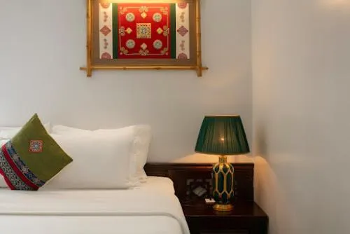 Bed in Sapa Mountain Queen House