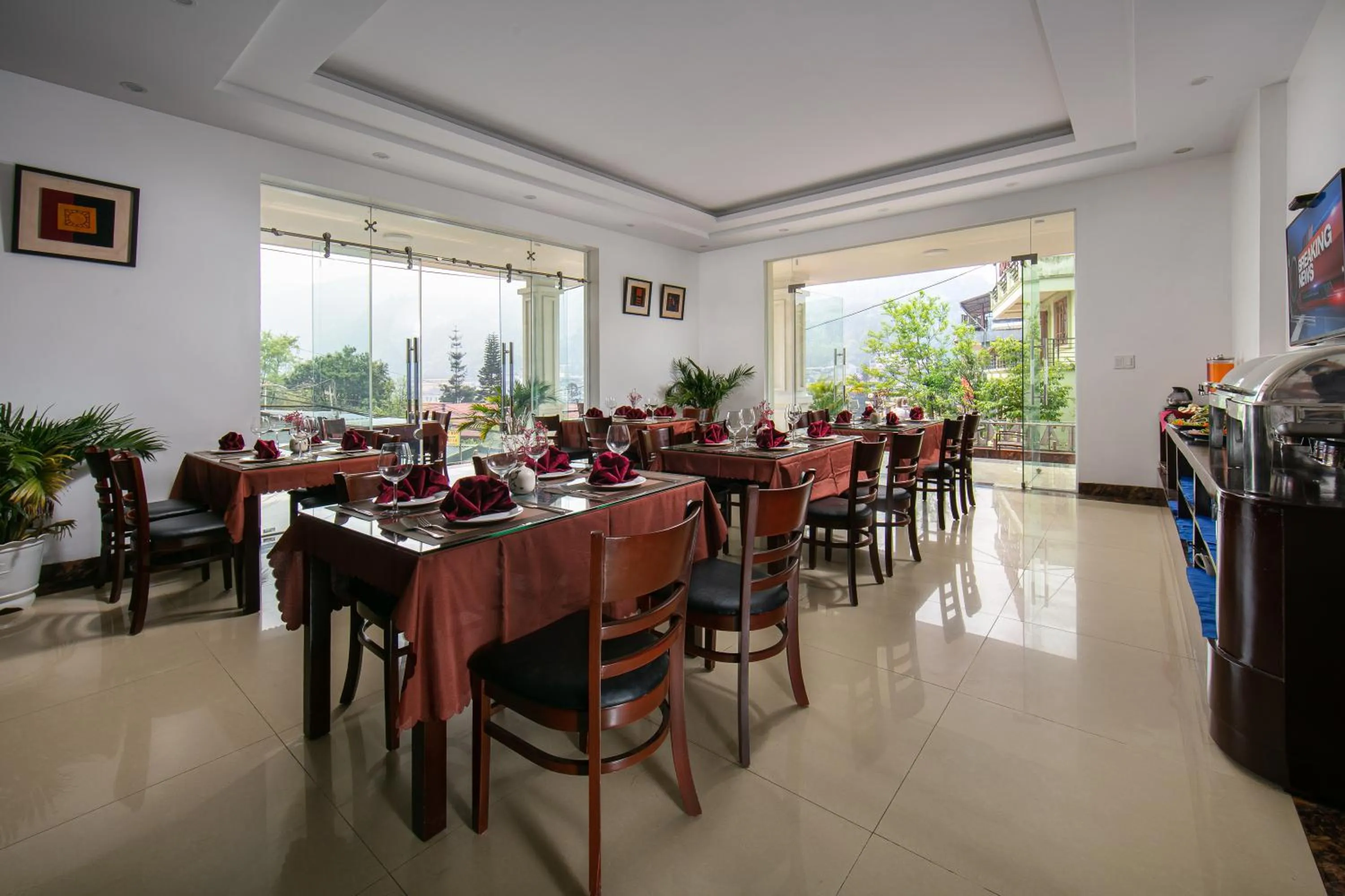 Sapa Mountain Queen House