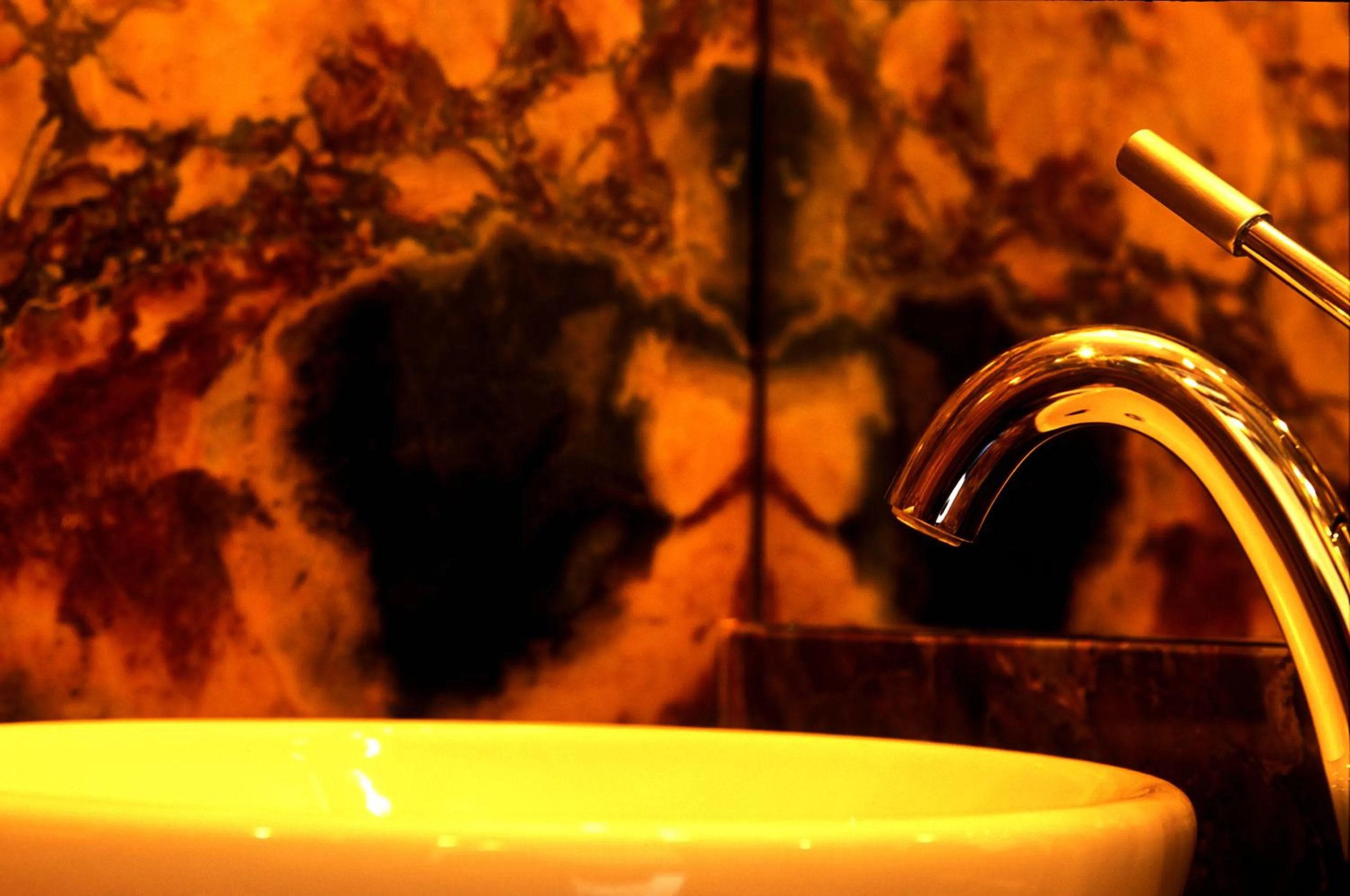 Bathroom in Boutique Hotel de la Place des Vosges