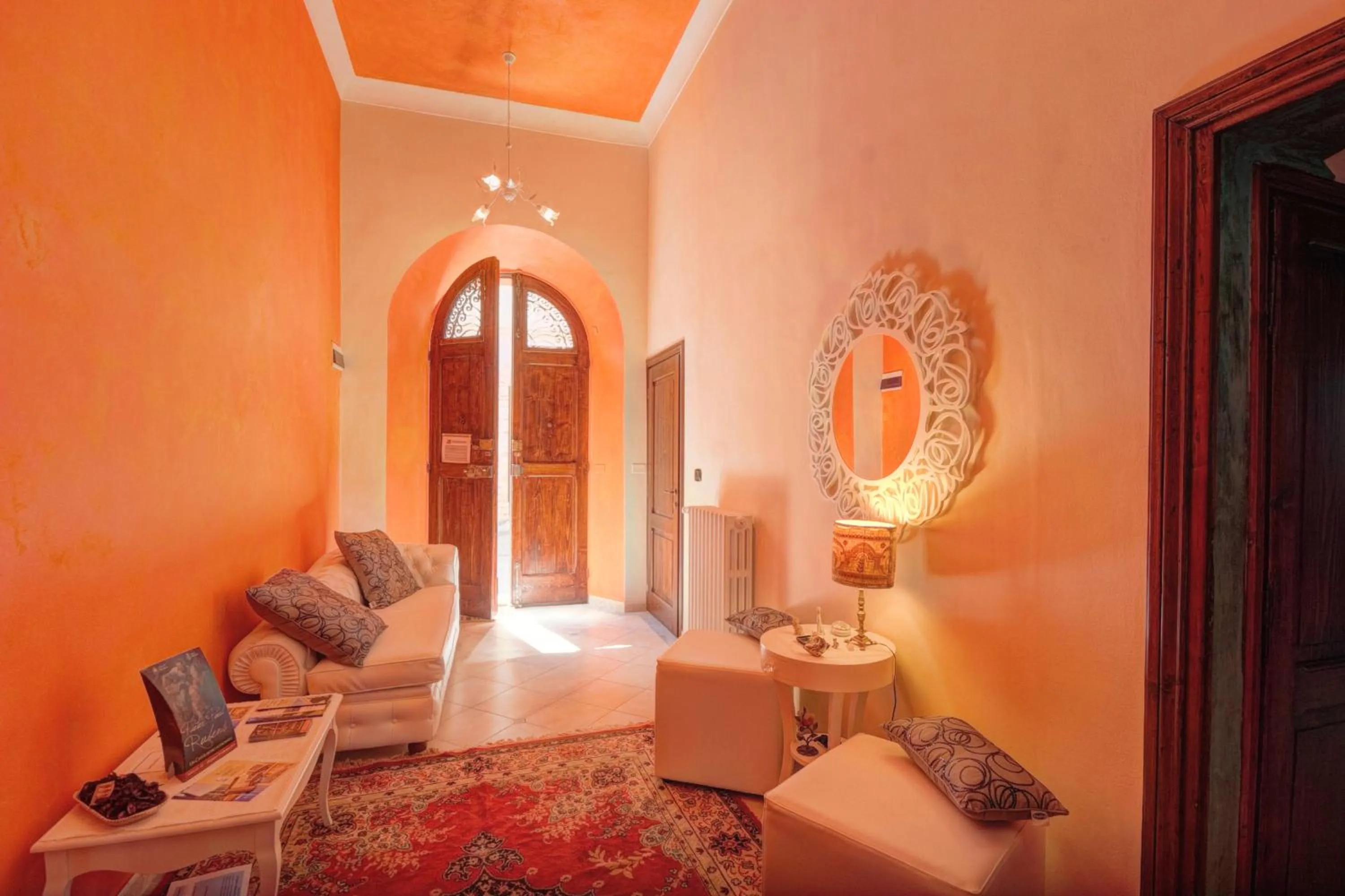 Seating area in Raffaello Residence