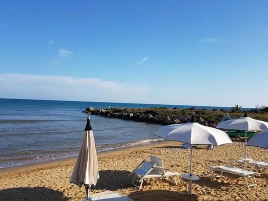Beach in Affittacamere La Giara