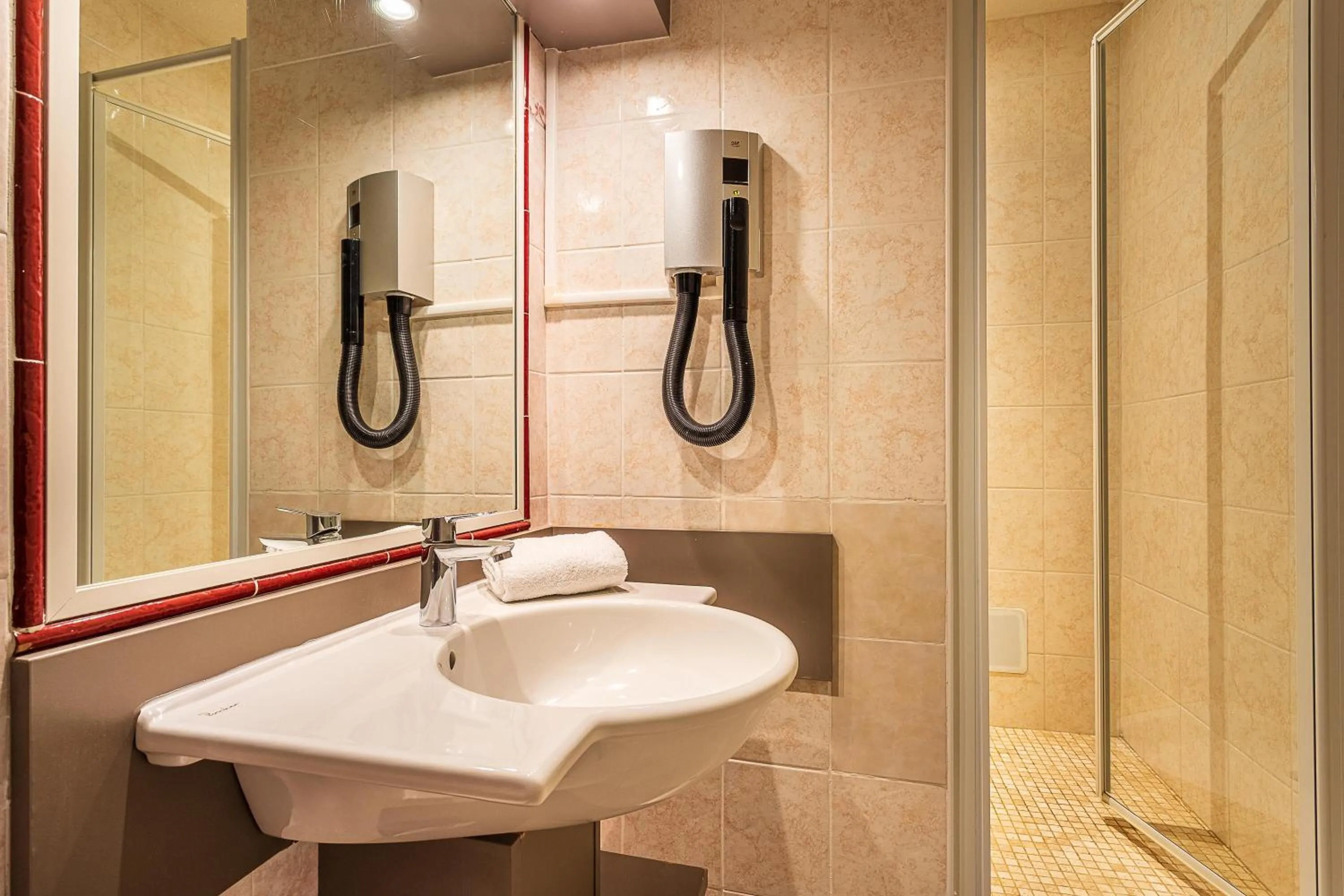 Bathroom in Belambra Clubs Presqu'île De Giens - Riviera Beach Club