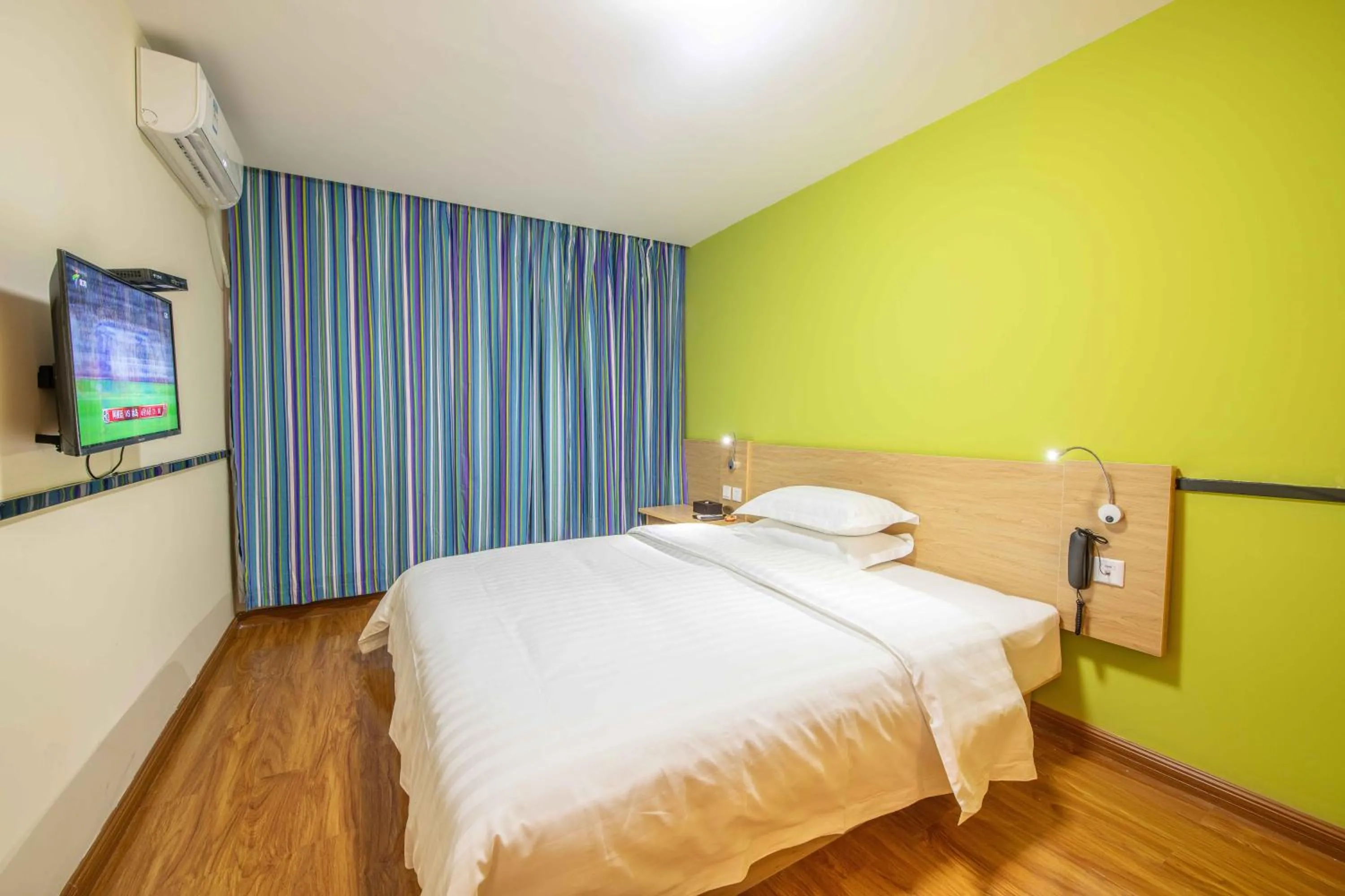 Orange Fashion Apartment Hotel Guangzhou Xiajiao Subway Station Branch