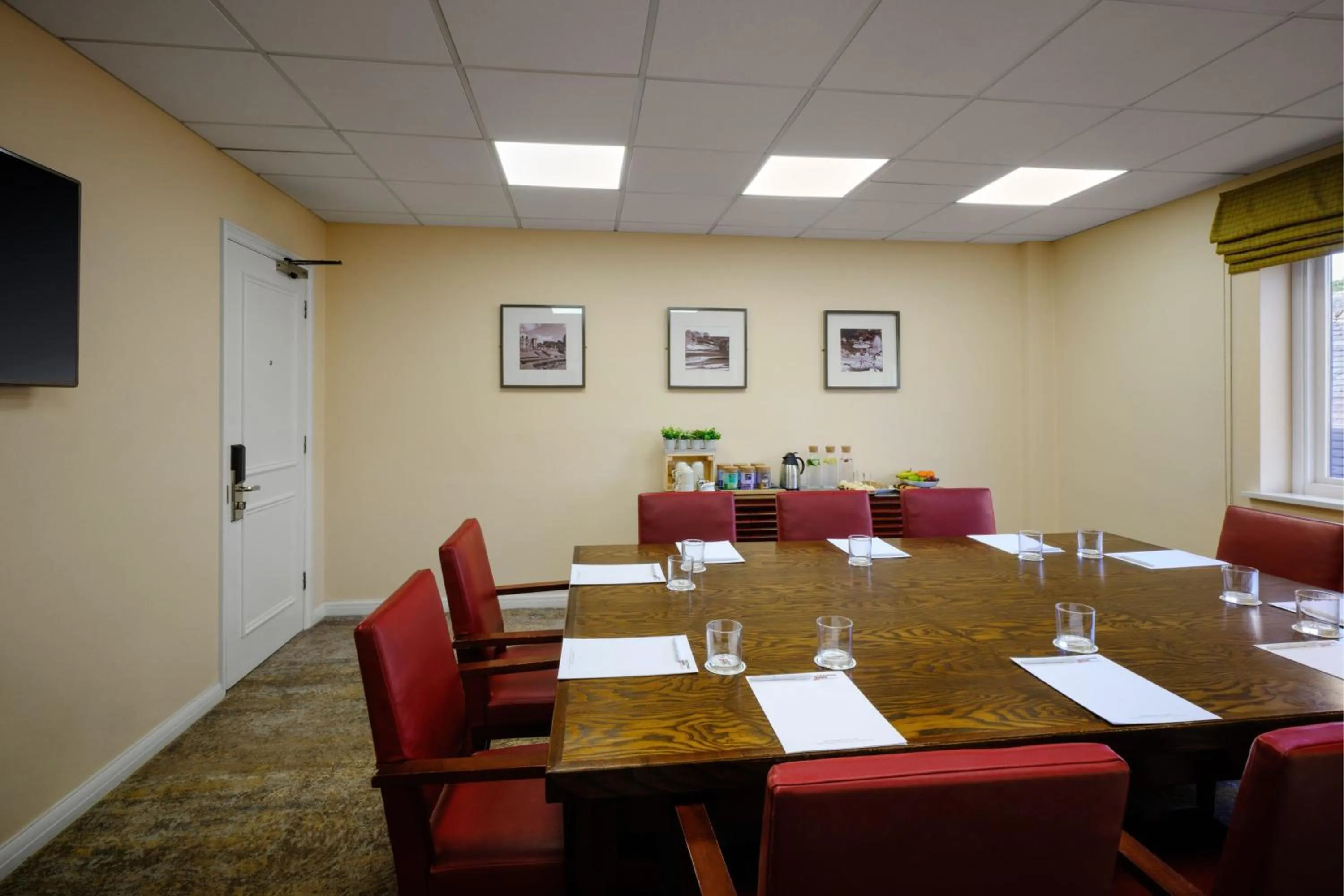 Meeting/conference room in Delta Hotels by Marriott Breadsall Priory Country Club