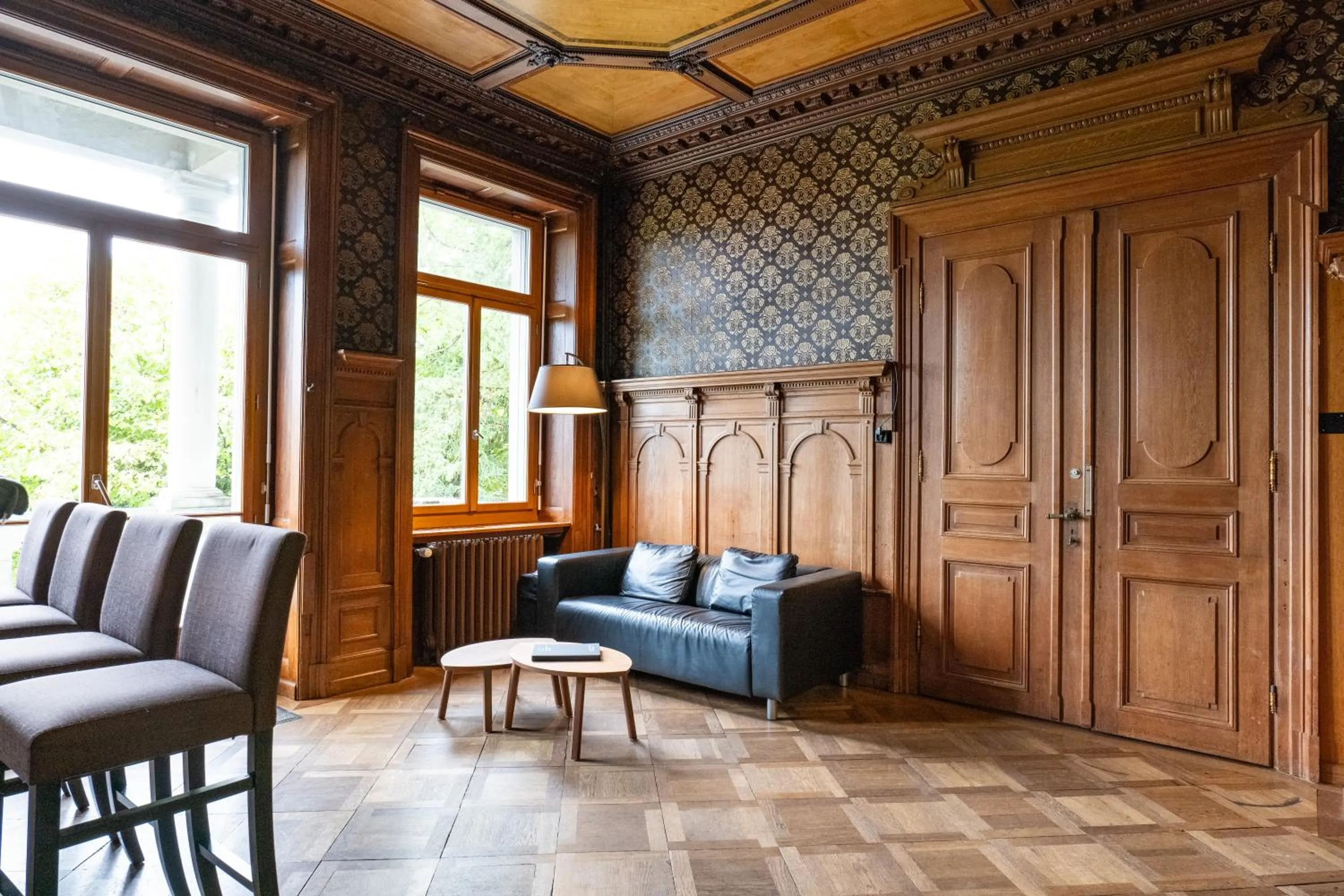 Communal lounge/ TV room in Kreuzlingen Youth Hostel