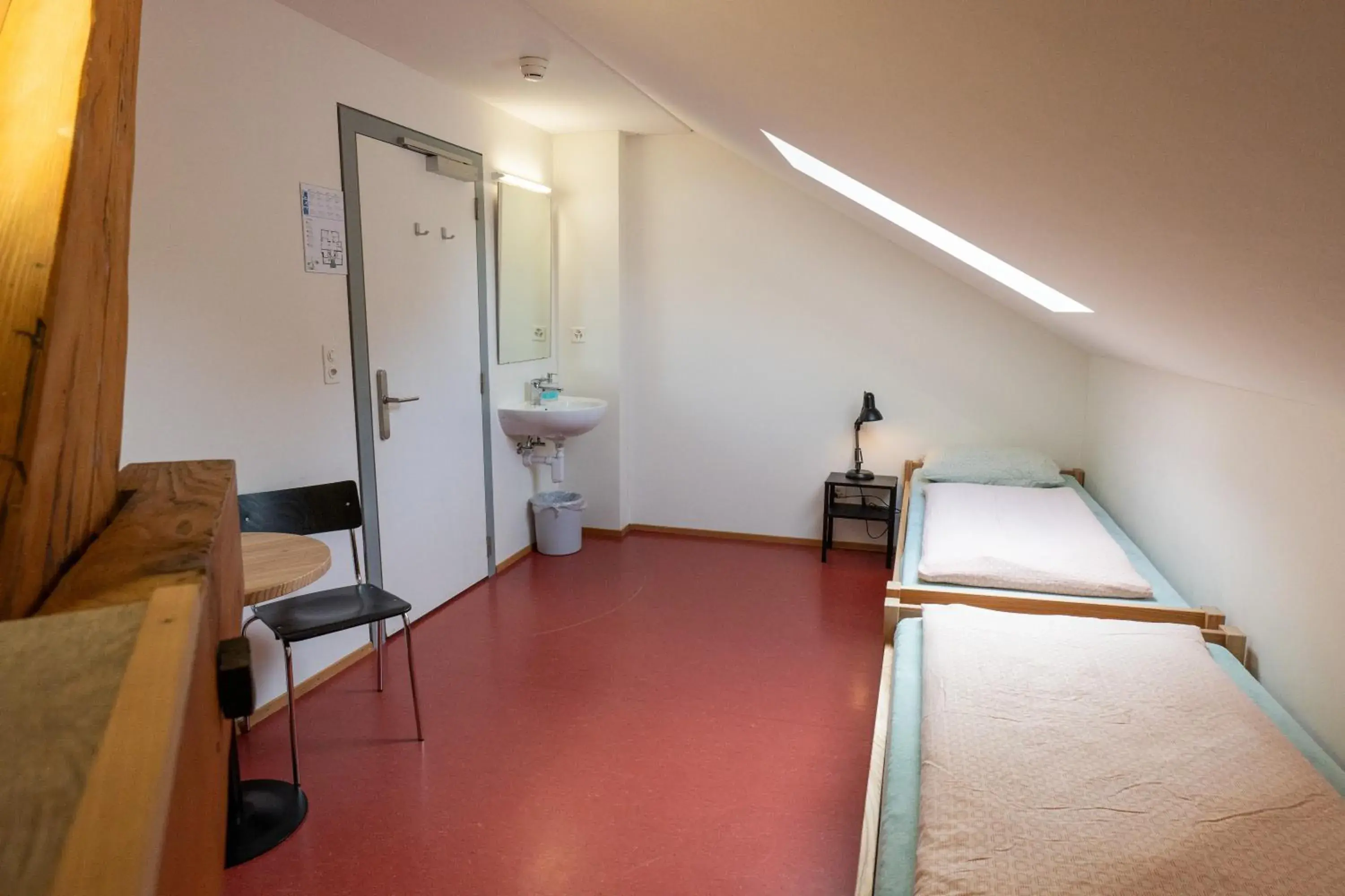 Double Room with Shared Bathroom in Kreuzlingen Youth Hostel Double Room with Shared Bathroom in Kreuzlingen Youth Hostel