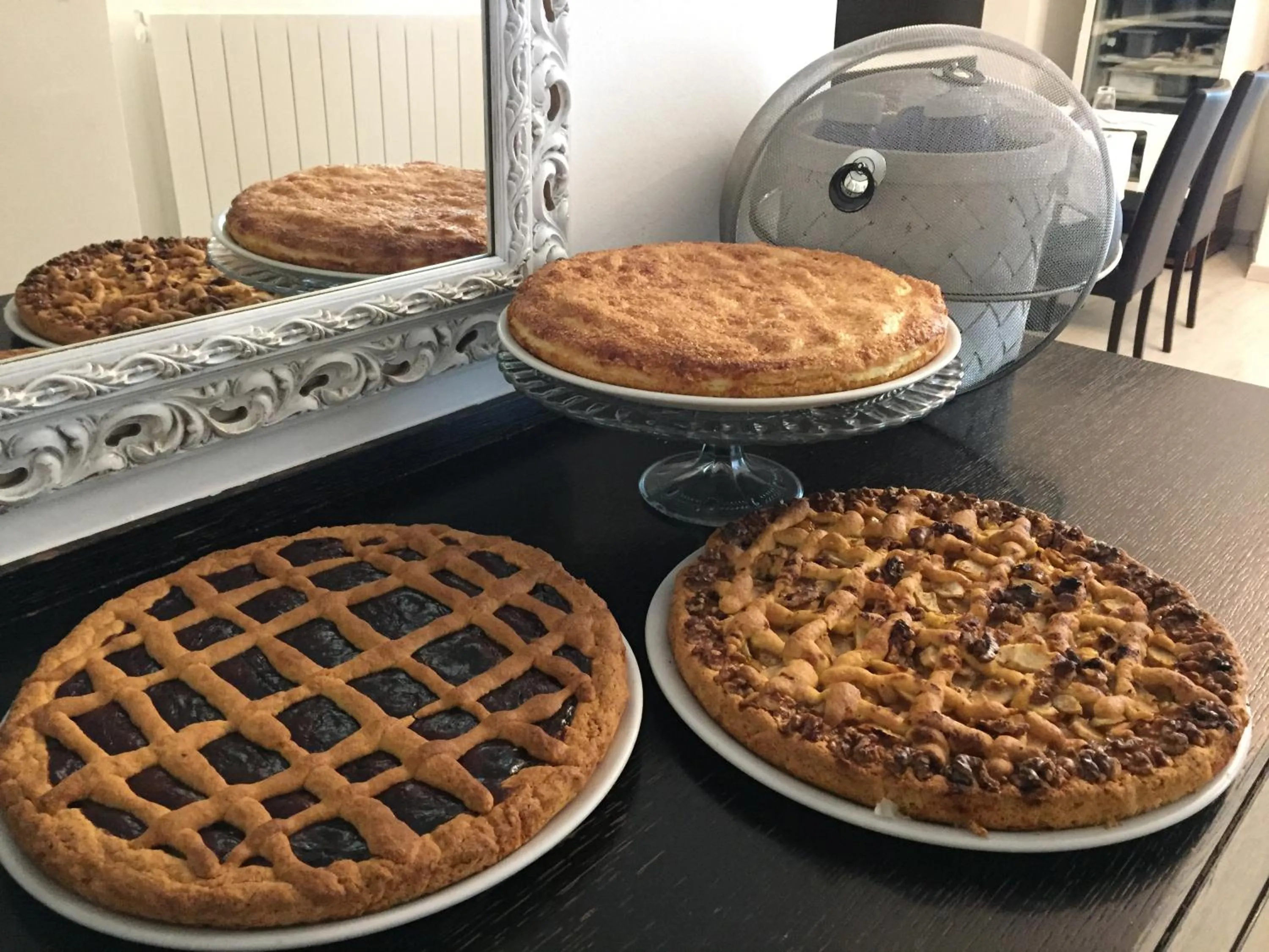 Restaurant/places to eat in Albergo Diffuso Vulcano Village