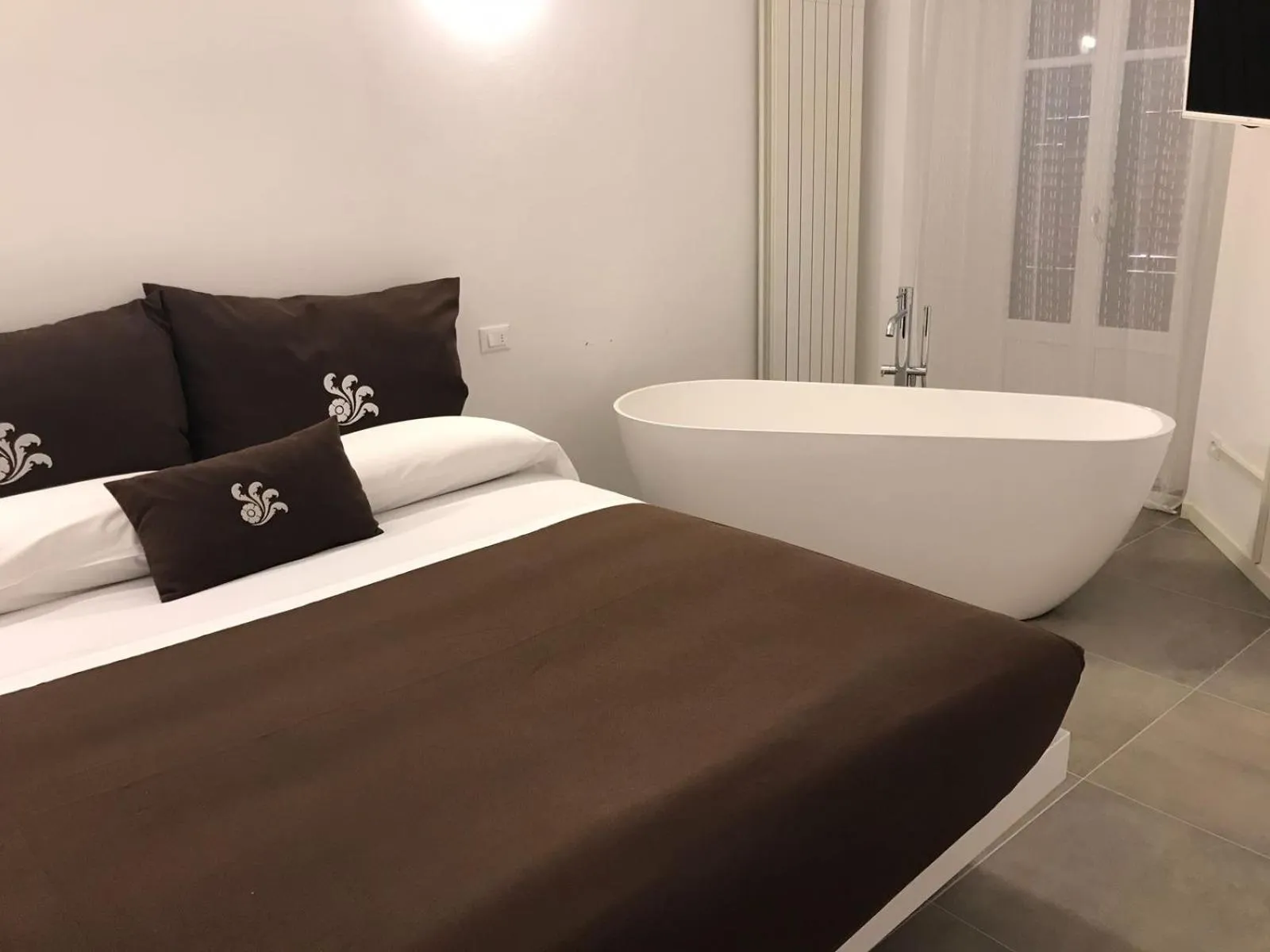 Photo of the whole room, Bed in Albergo Diffuso Vulcano Village