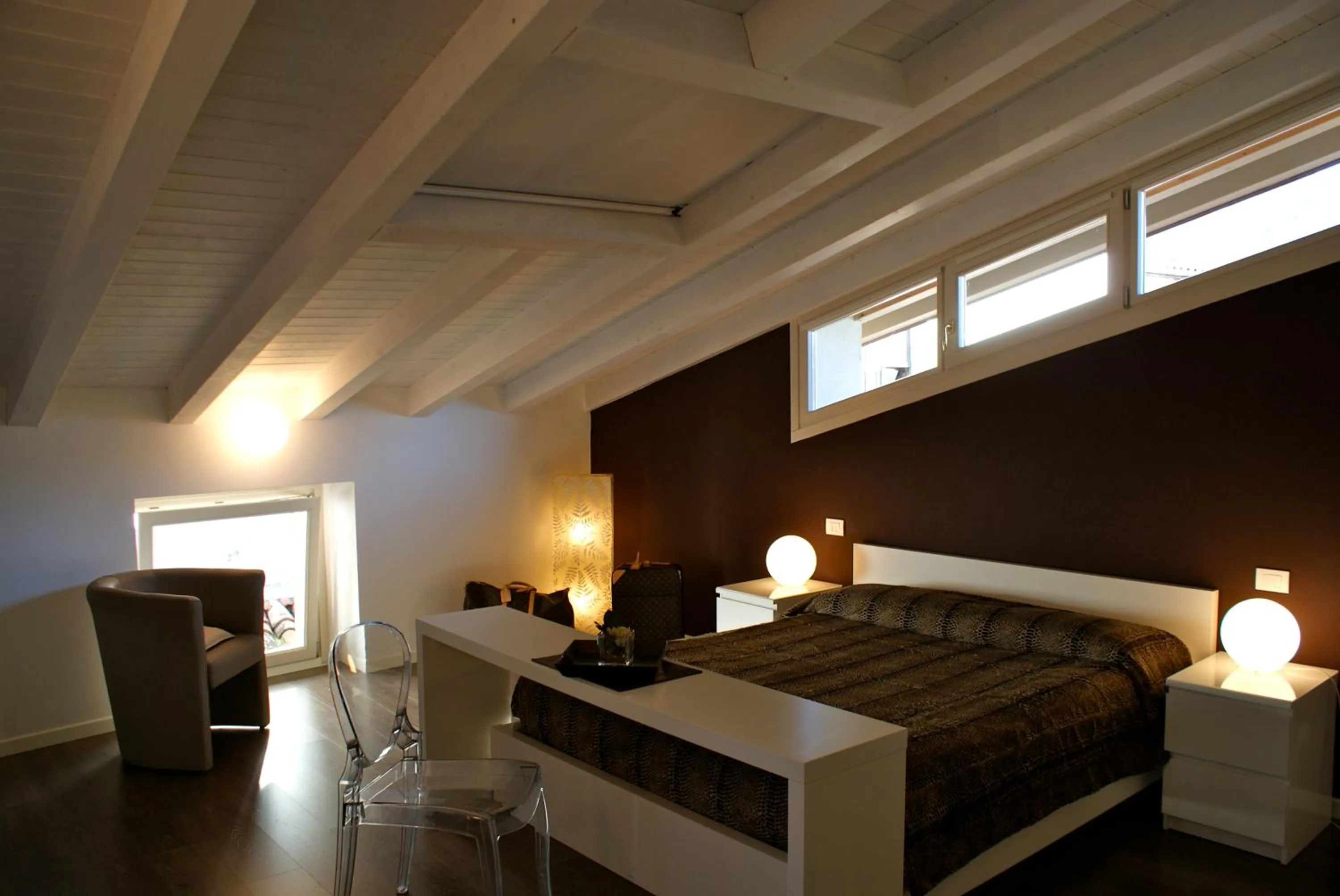 Photo of the whole room, Bed in Albergo Diffuso Vulcano Village