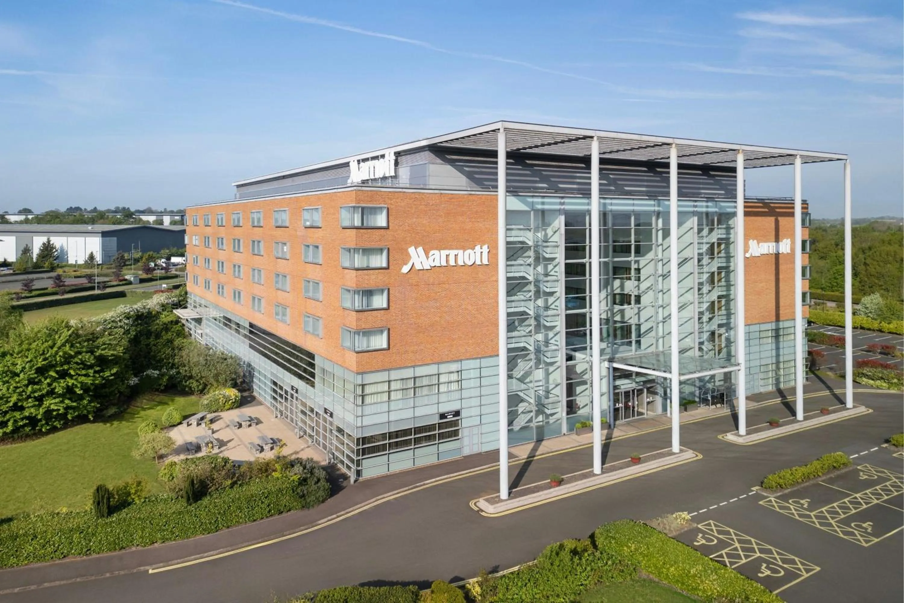 Property building in Leicester Marriott Hotel