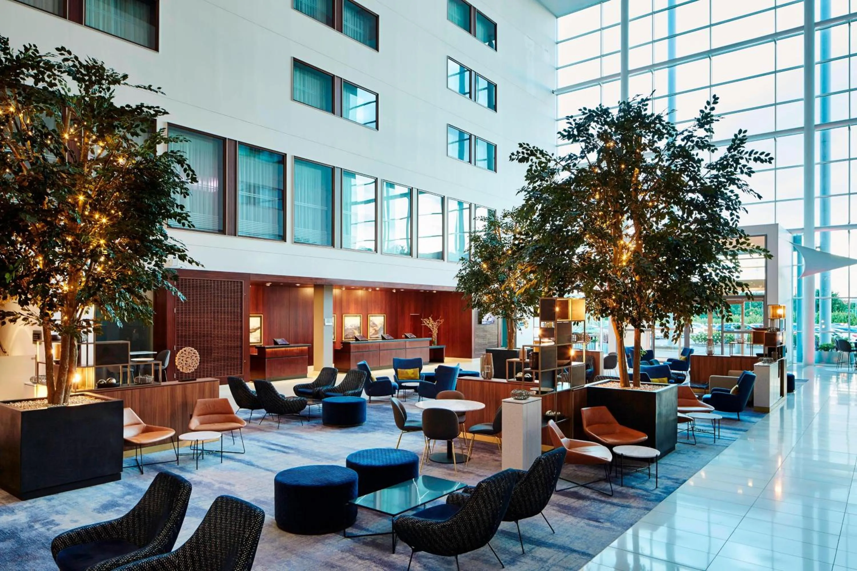 Lobby or reception in Leicester Marriott Hotel