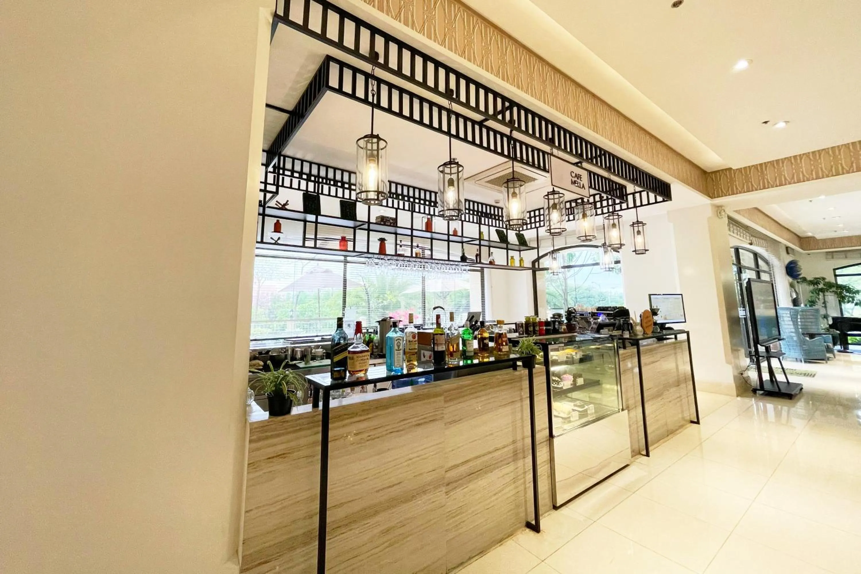 Mella Hotel Manila near NAIA Airport