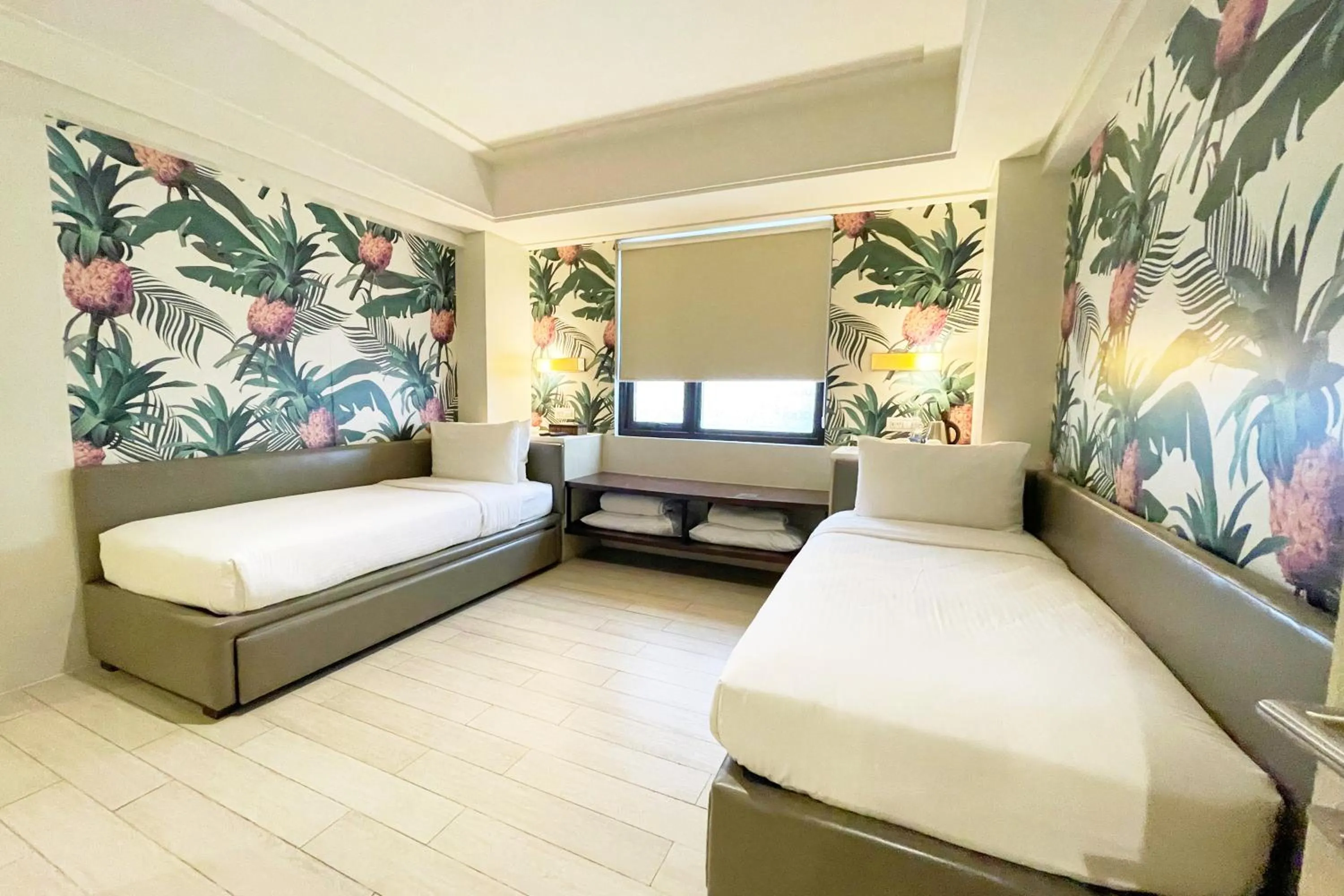 Bed in Mella Hotel Manila near NAIA Airport