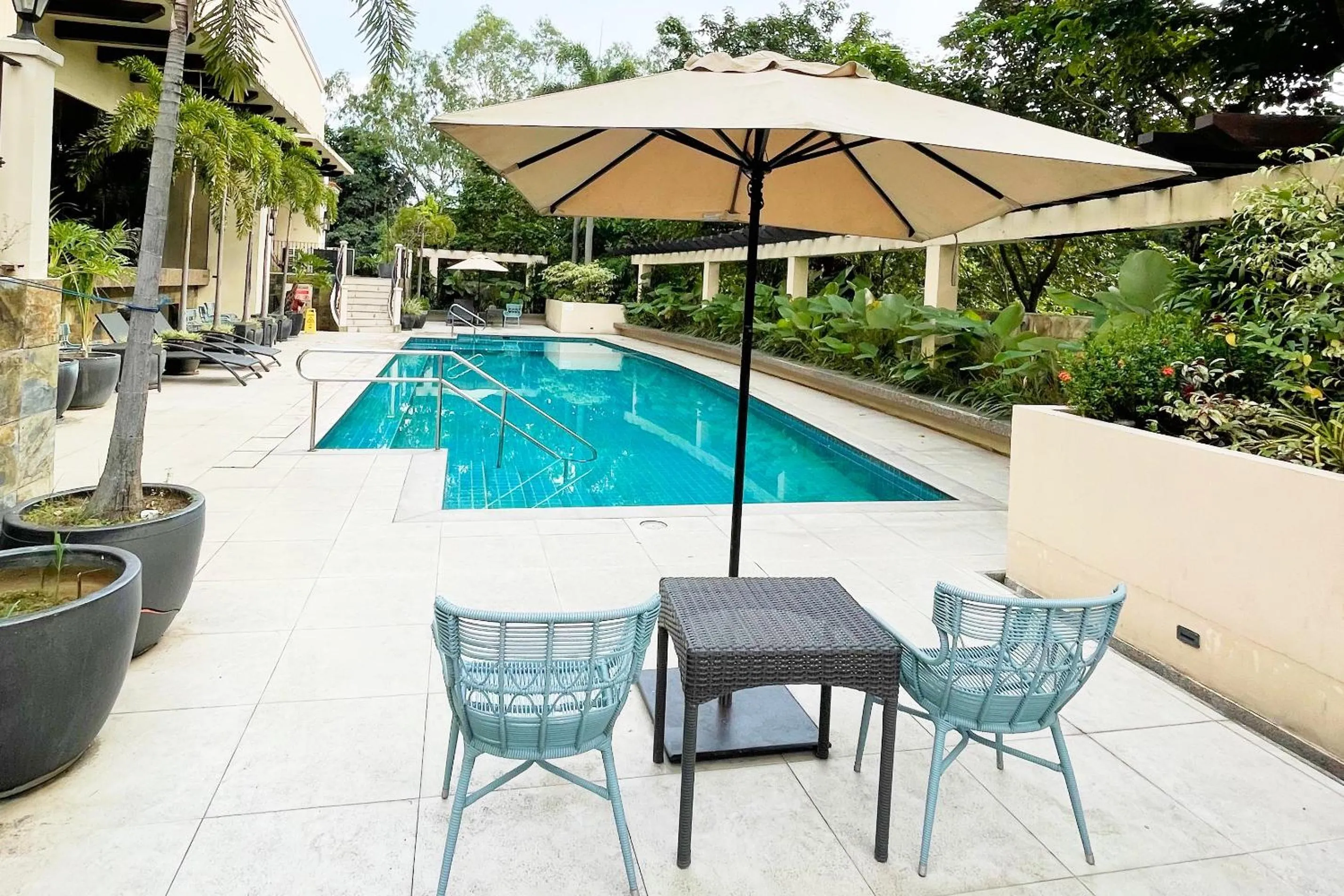 Mella Hotel Manila near NAIA Airport